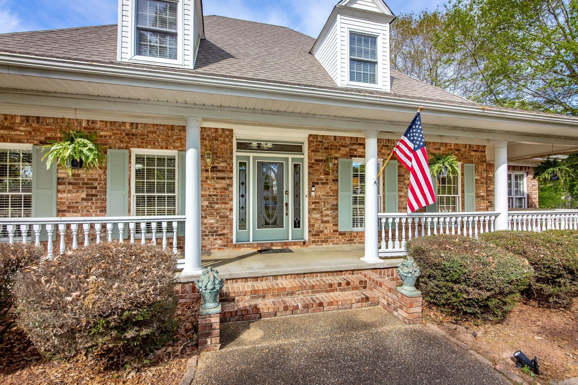 SHADY GROVE - Residential