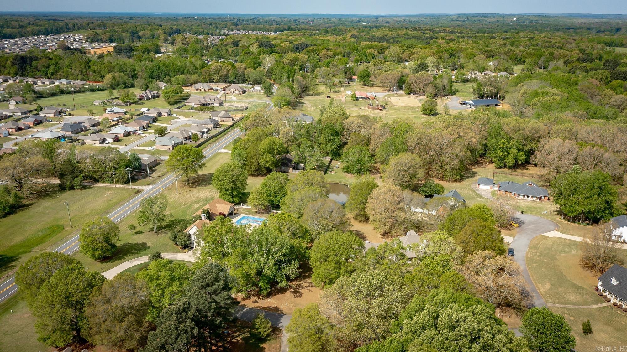 SHADY GROVE - Residential