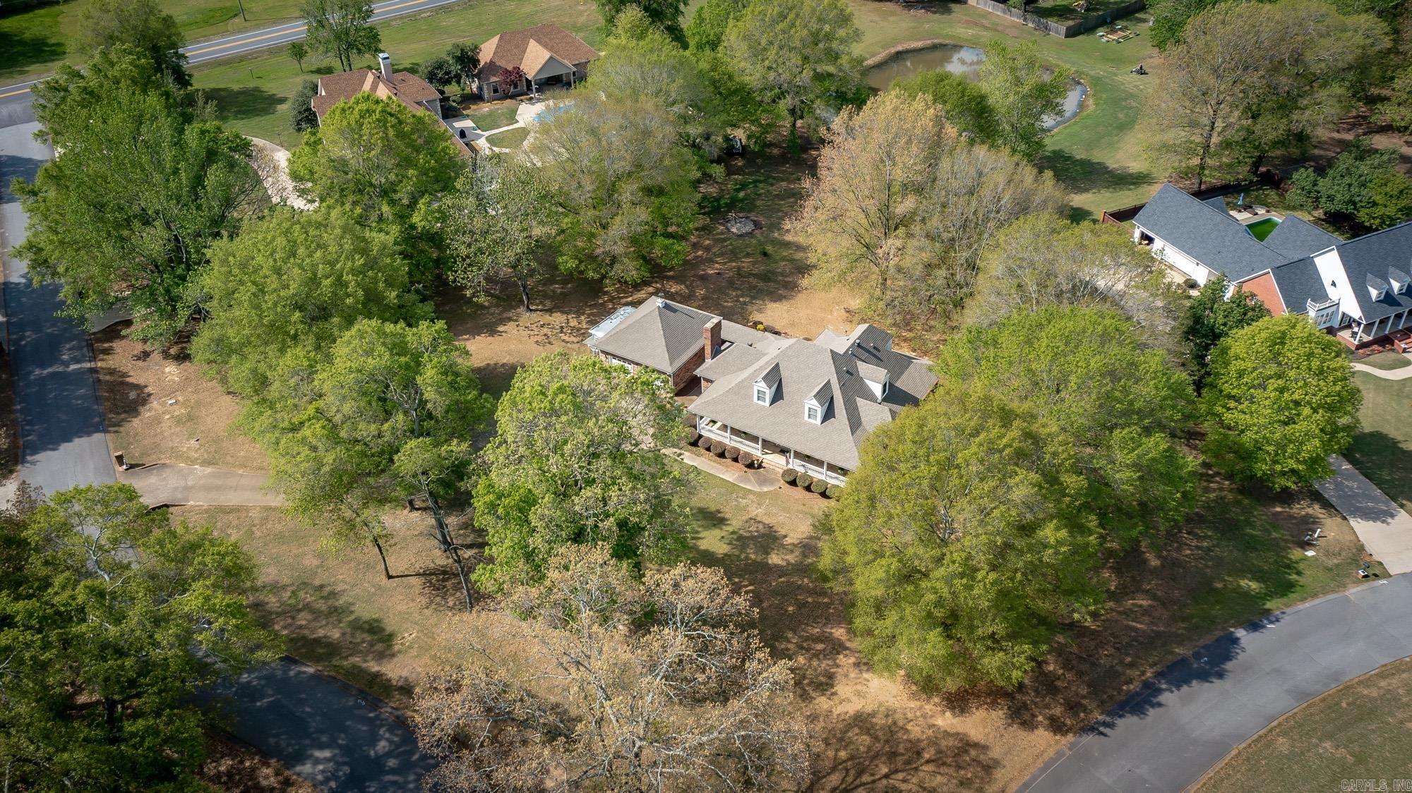 SHADY GROVE - Residential