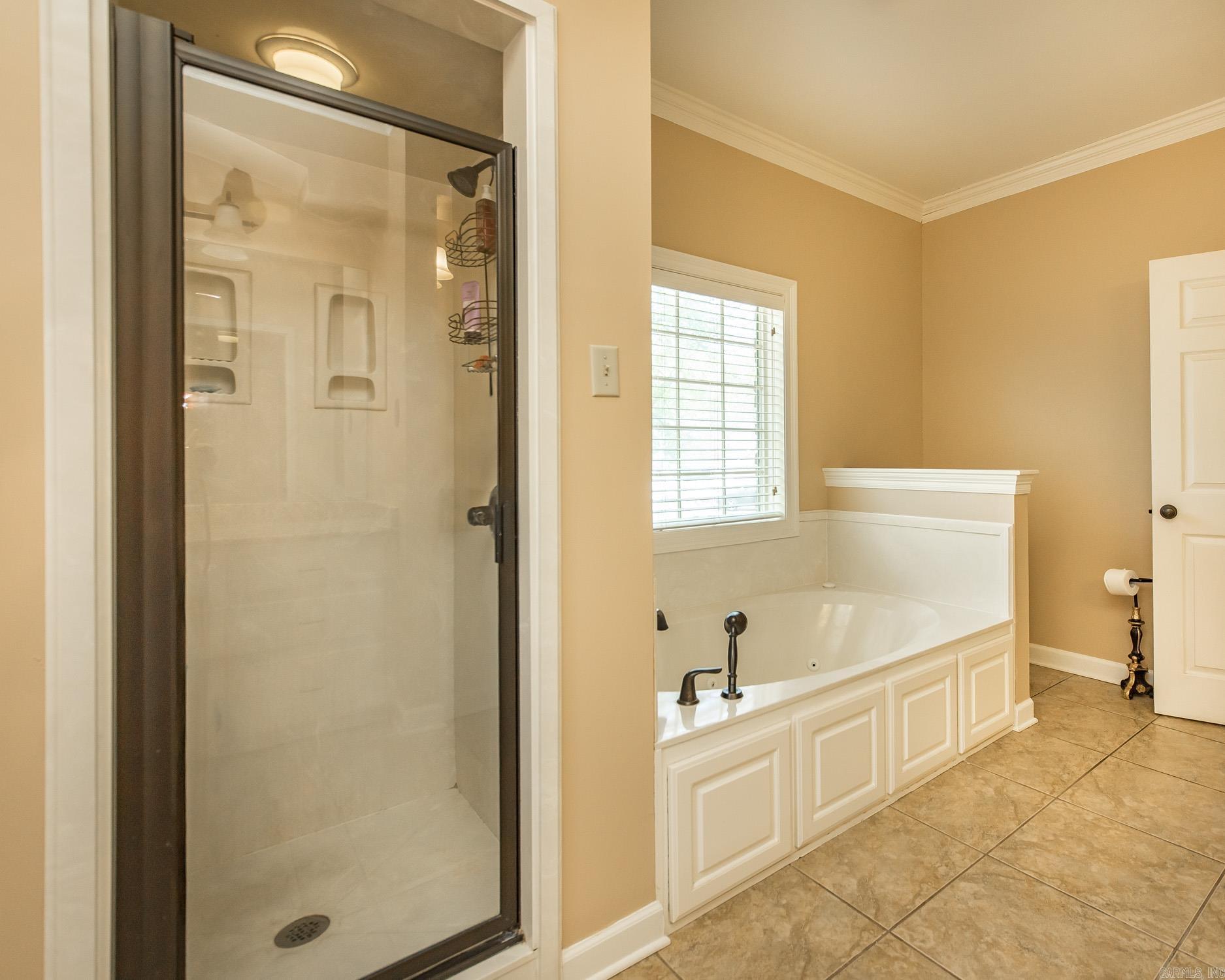 SHADY GROVE - Residential