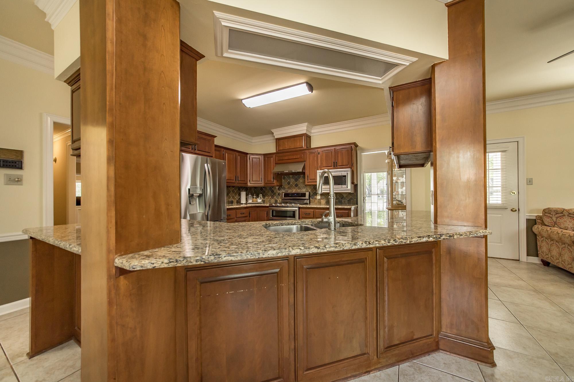 SHADY GROVE - Residential