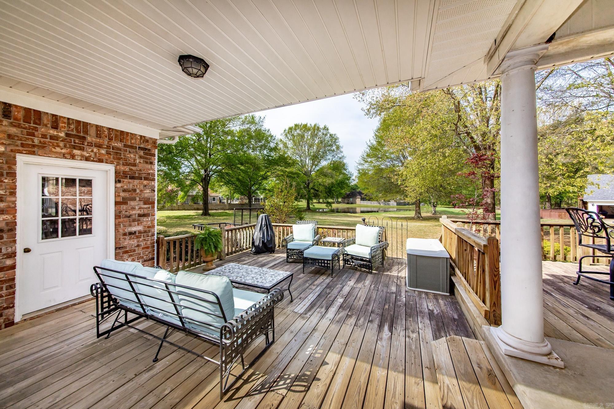 SHADY GROVE - Residential