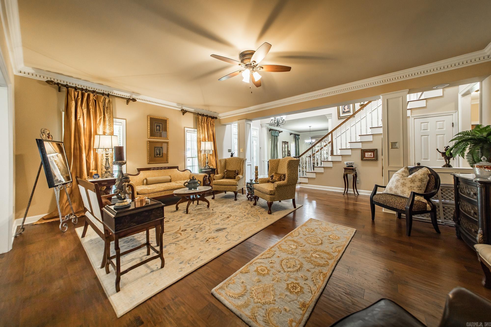 SHADY GROVE - Residential
