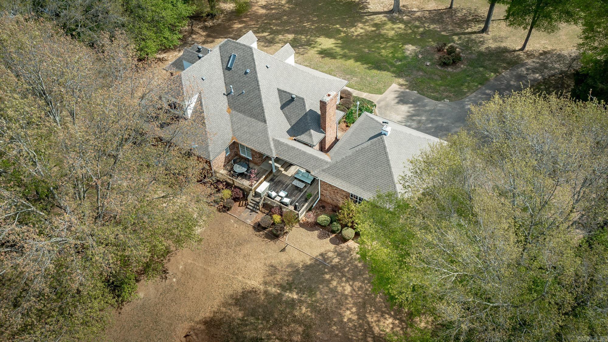 SHADY GROVE - Residential