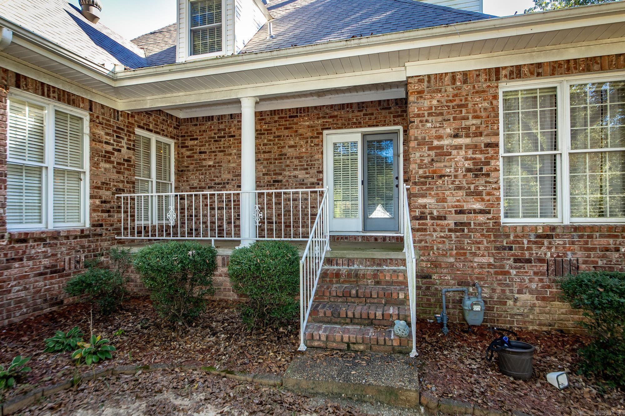 SHADY GROVE - Residential