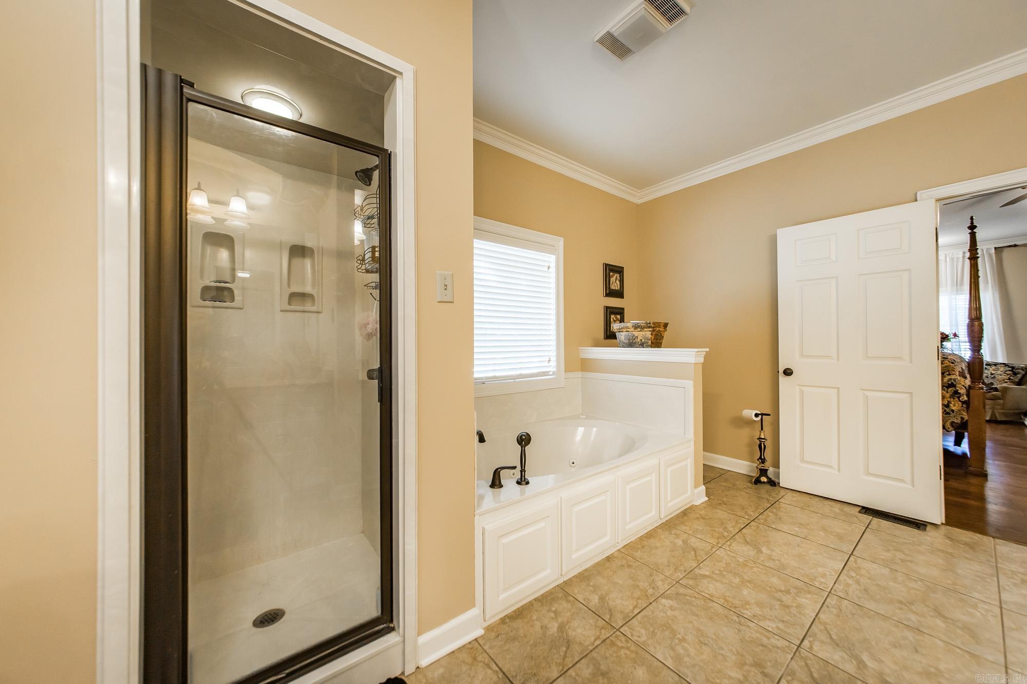 SHADY GROVE - Residential