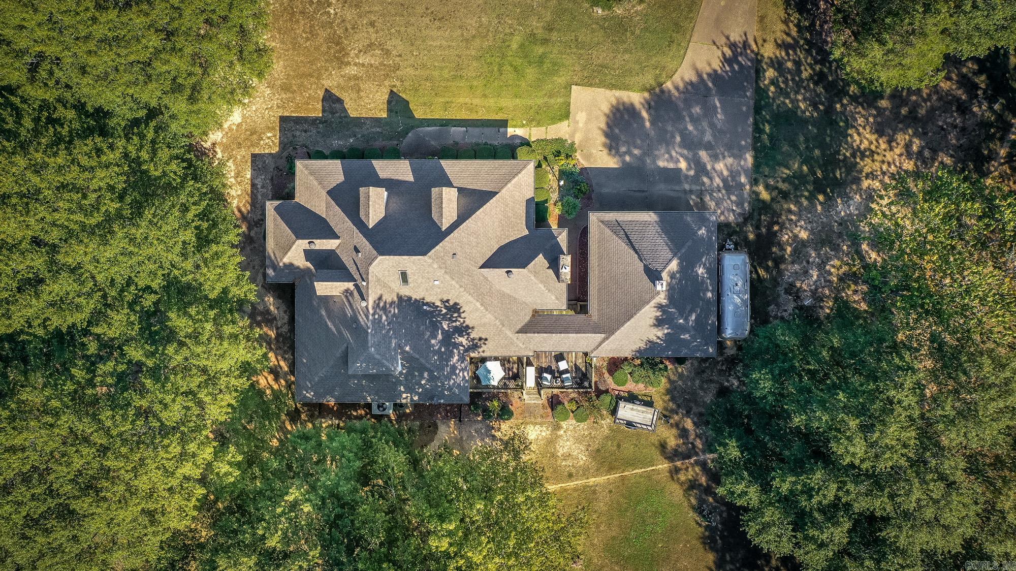 SHADY GROVE - Residential
