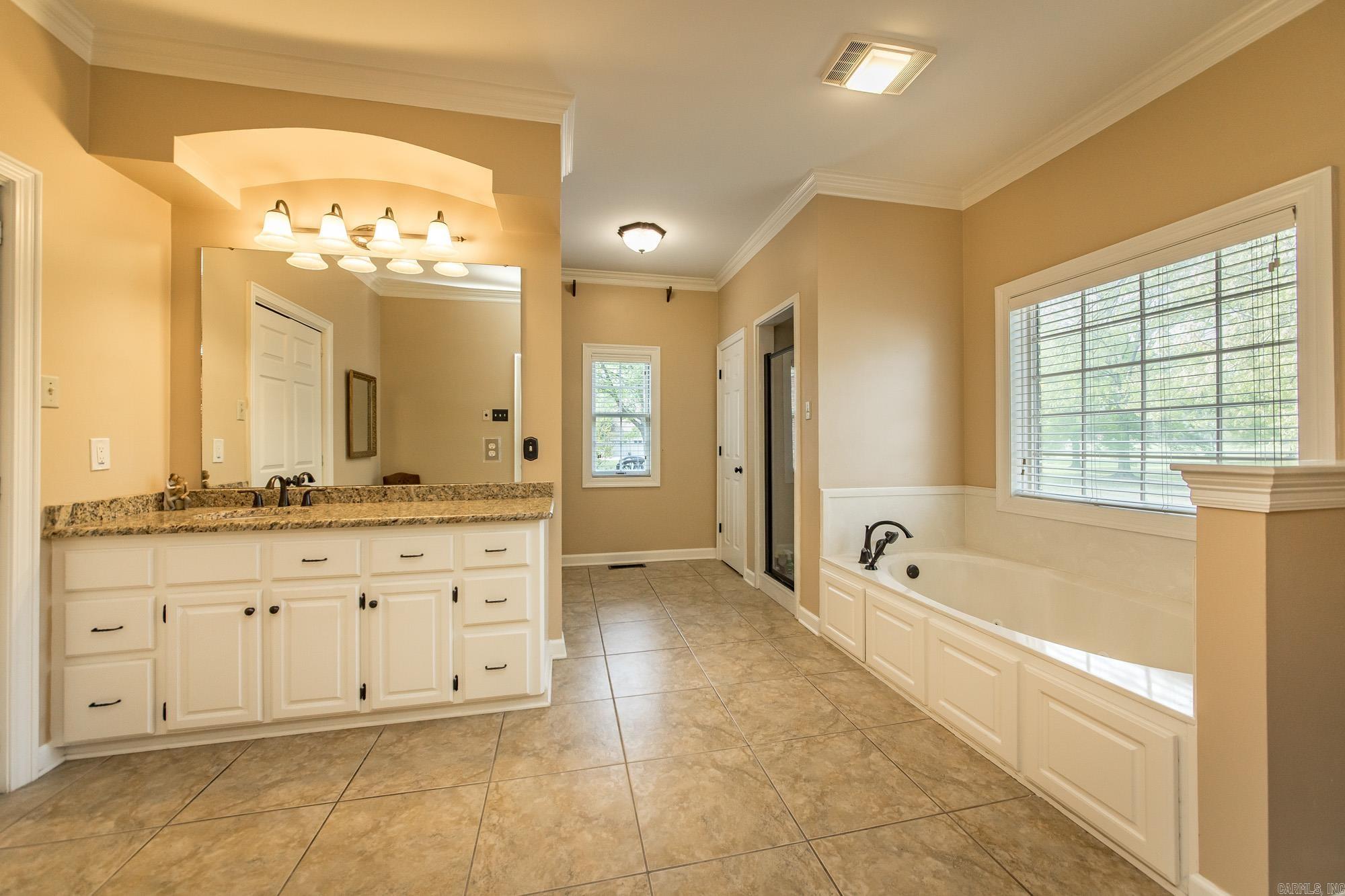 SHADY GROVE - Residential