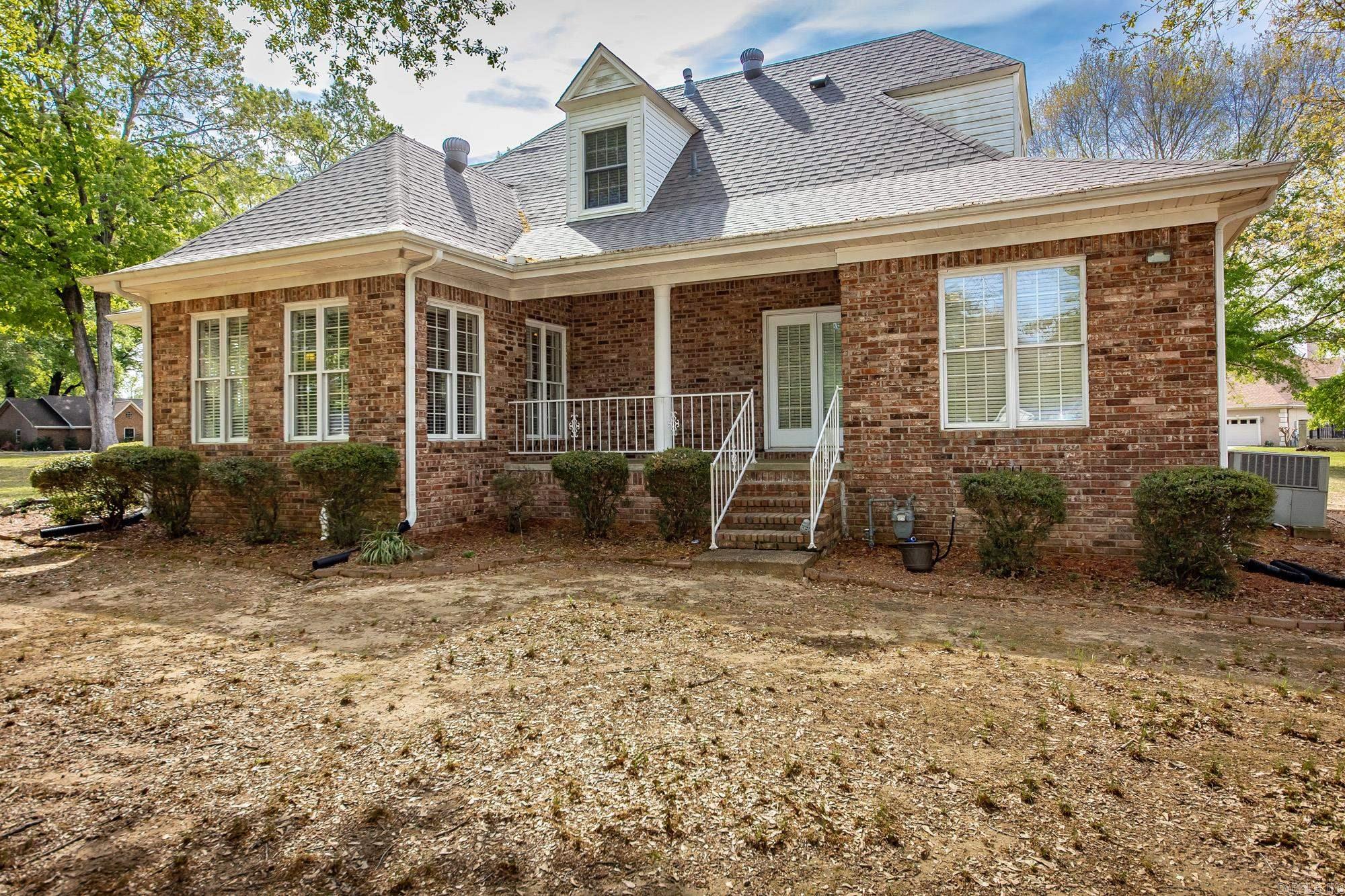 SHADY GROVE - Residential