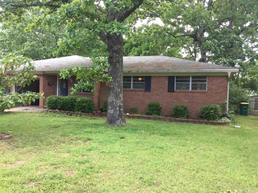 Great older 3 bedroom 2 bath home, 2 car garage, some updates on inside of house. Chainlink fence in back. Covered back porch. See attachment for PAS requirements and WFHM offer submittal information in MLS document section. To report any concerns with a listing broker/agent or to report any property conditions or other concerns needing escalation, including concerns related to previously submitted offer or information on how to place an offer, please call 1-877-617-5274.