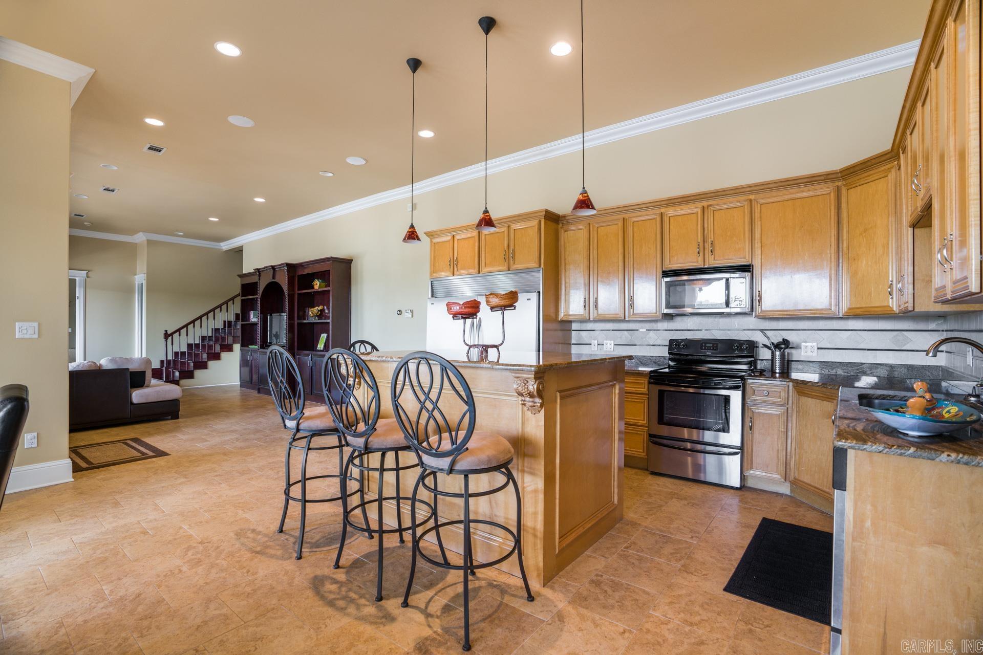 HUNTER HEIGHTS - Residential