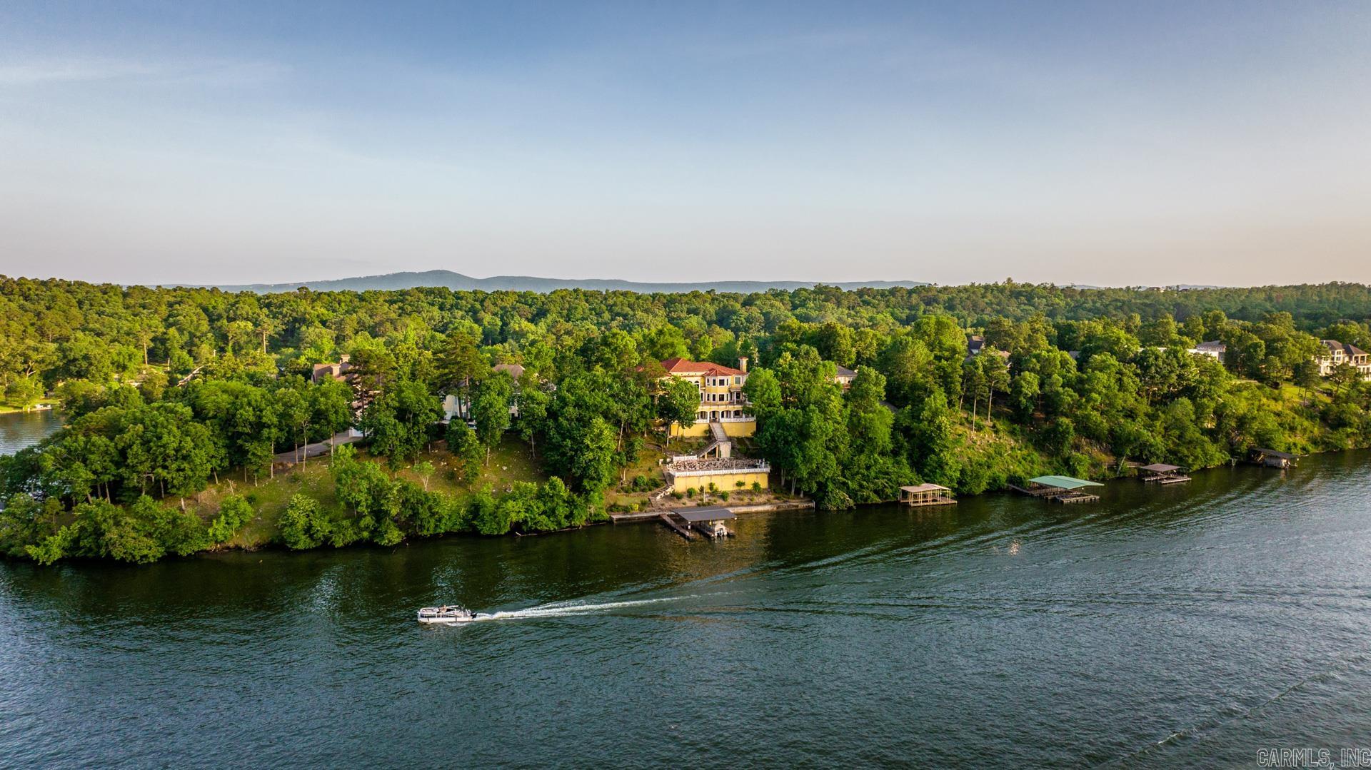 HUNTER HEIGHTS - Residential