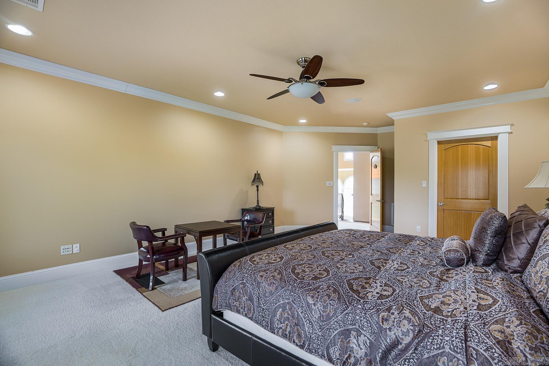 HUNTER HEIGHTS - Residential