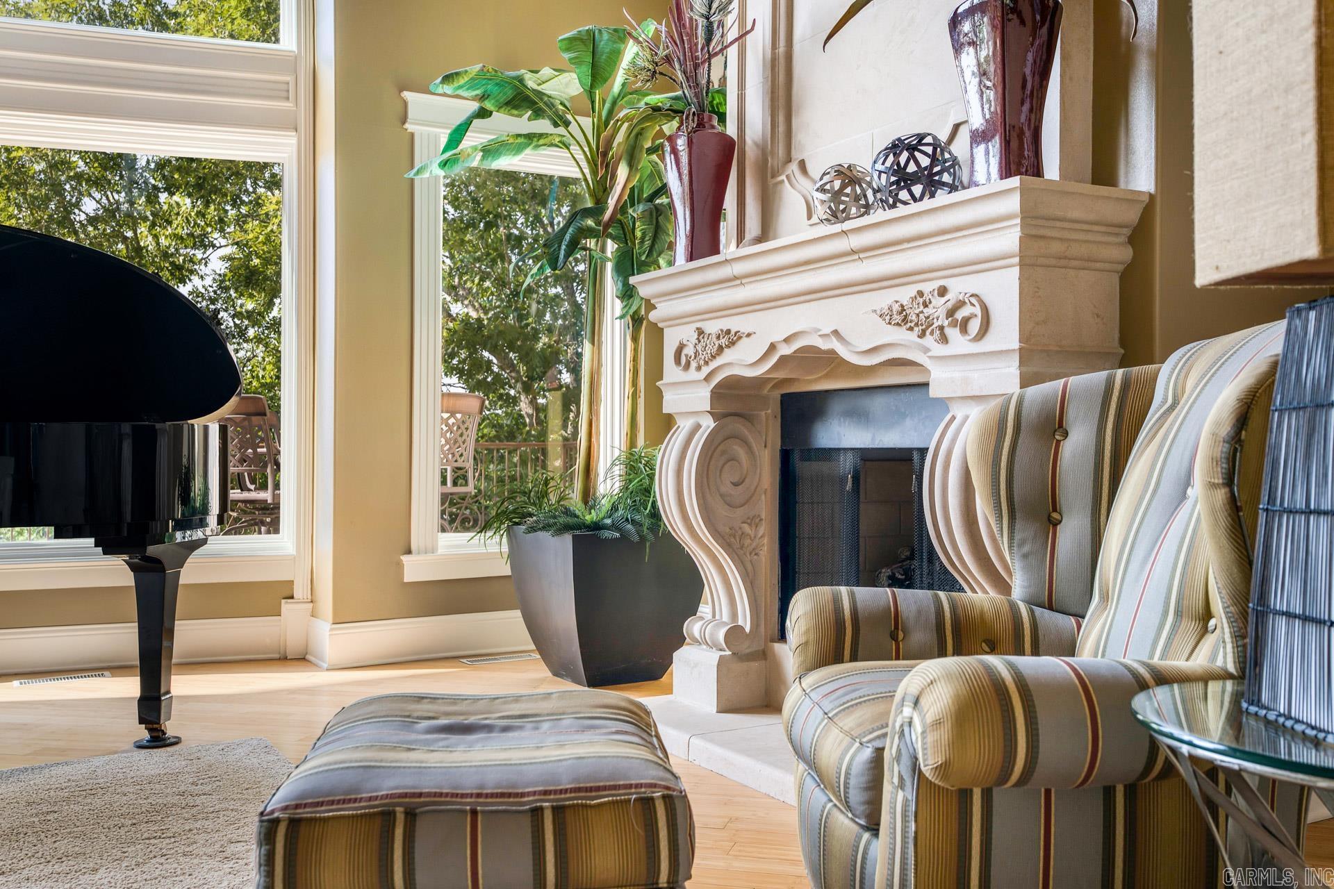 HUNTER HEIGHTS - Residential