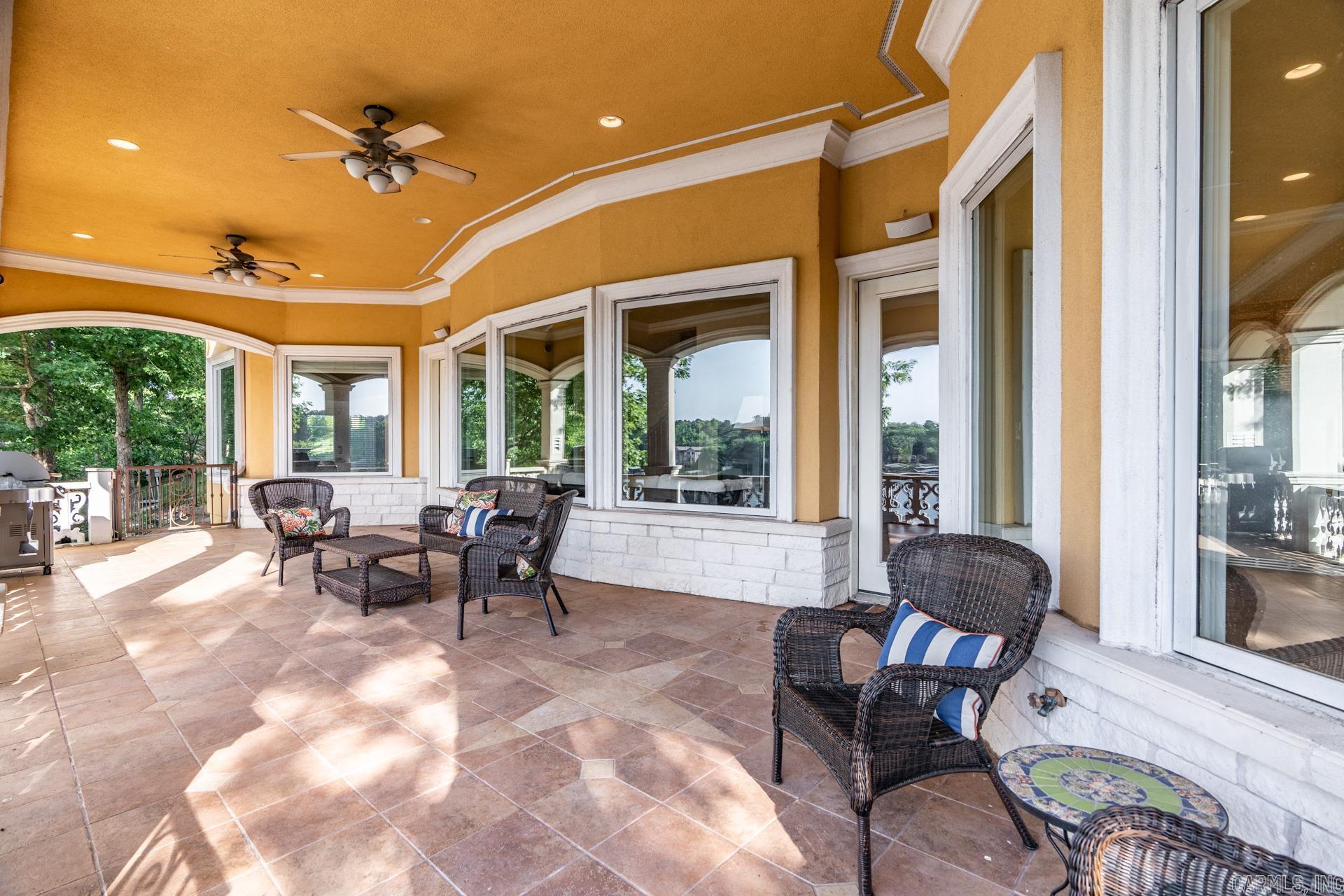 HUNTER HEIGHTS - Residential