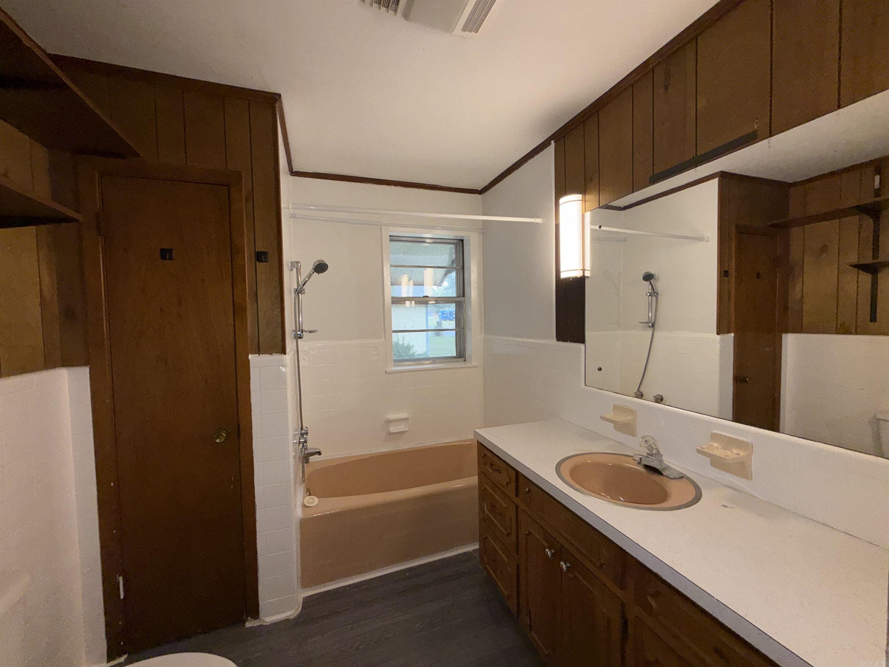 JONES ADD (SEARCY) - Residential