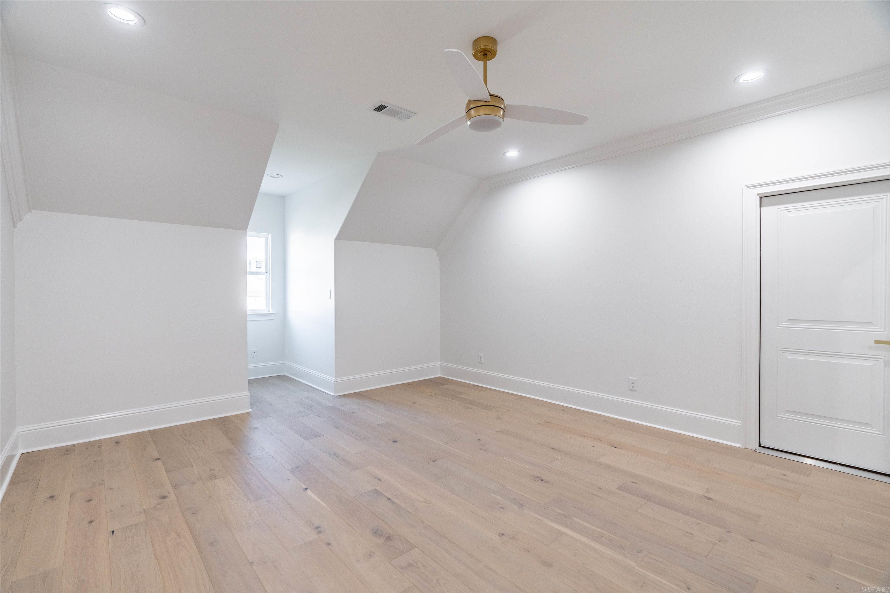CHENAL VALLEY "CAUREL COURT" - Residential