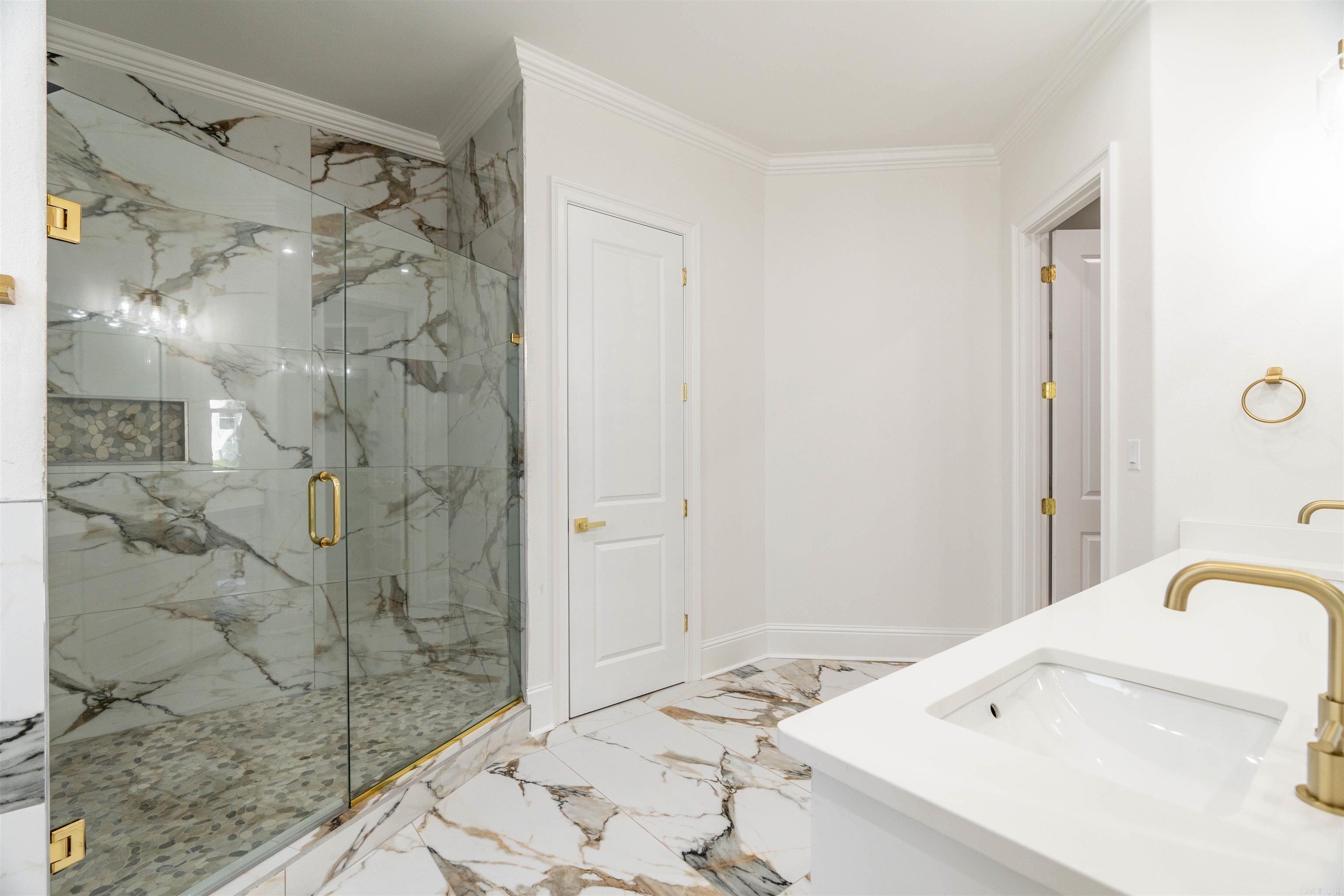 CHENAL VALLEY "CAUREL COURT" - Residential