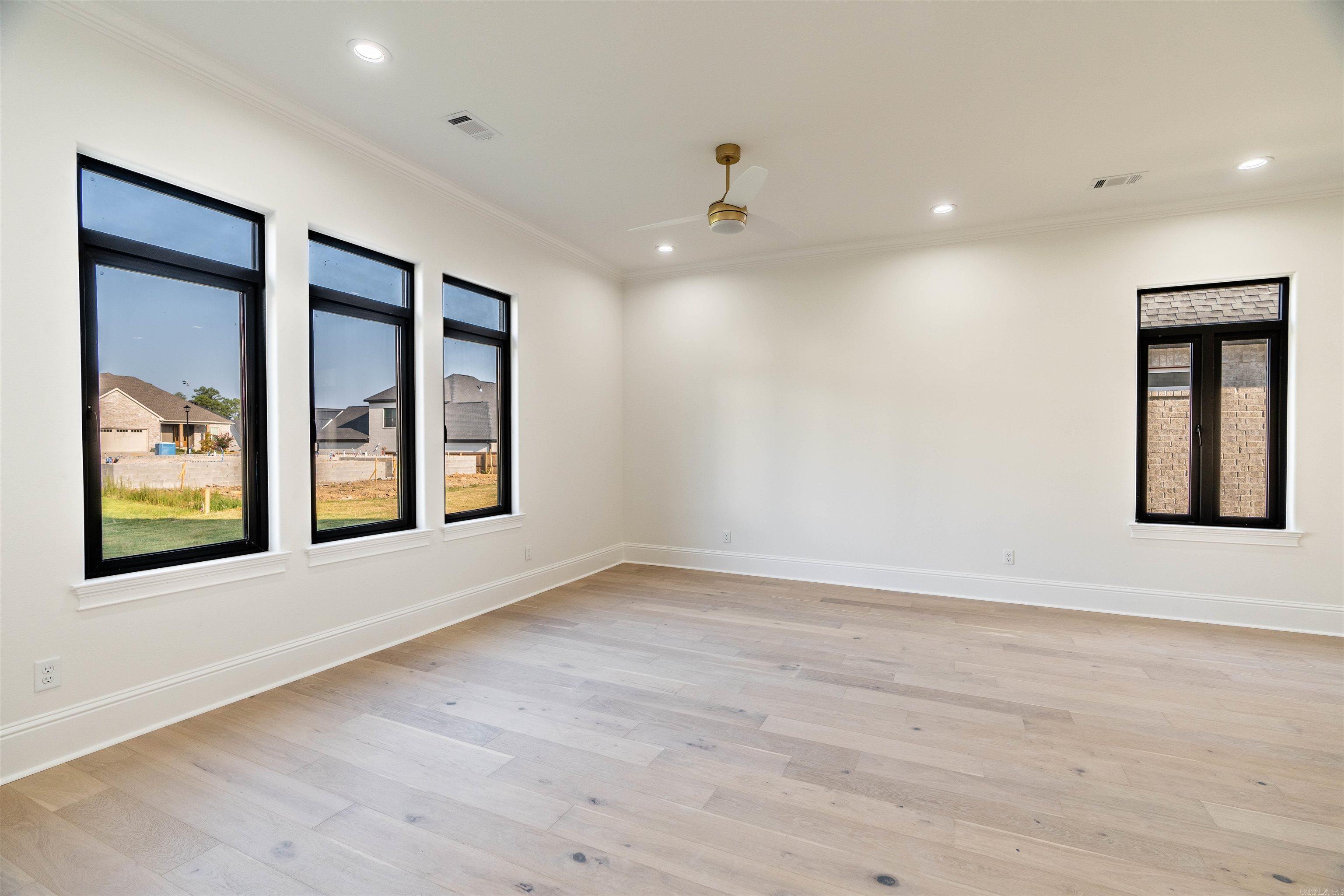 CHENAL VALLEY "CAUREL COURT" - Residential
