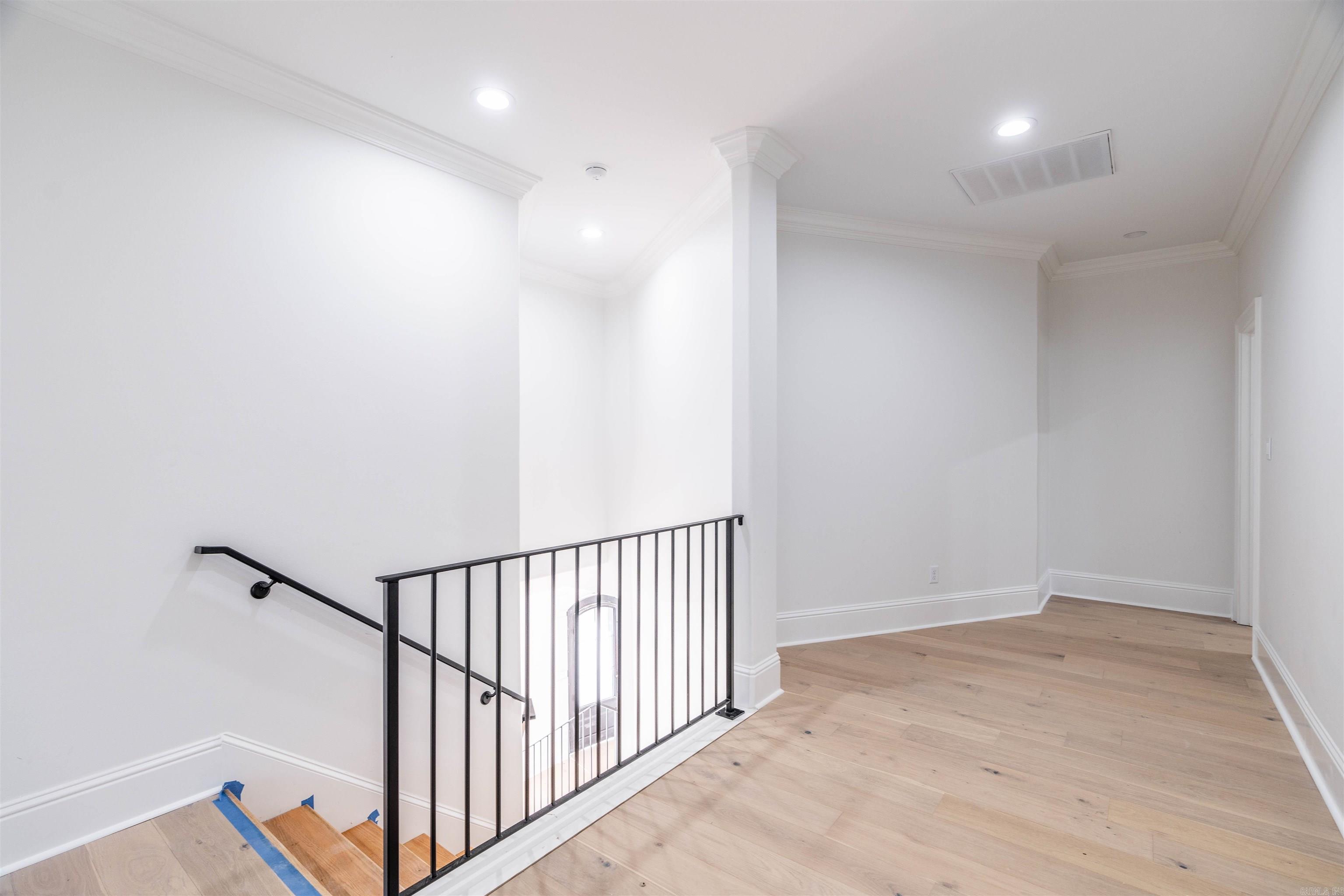 CHENAL VALLEY "CAUREL COURT" - Residential