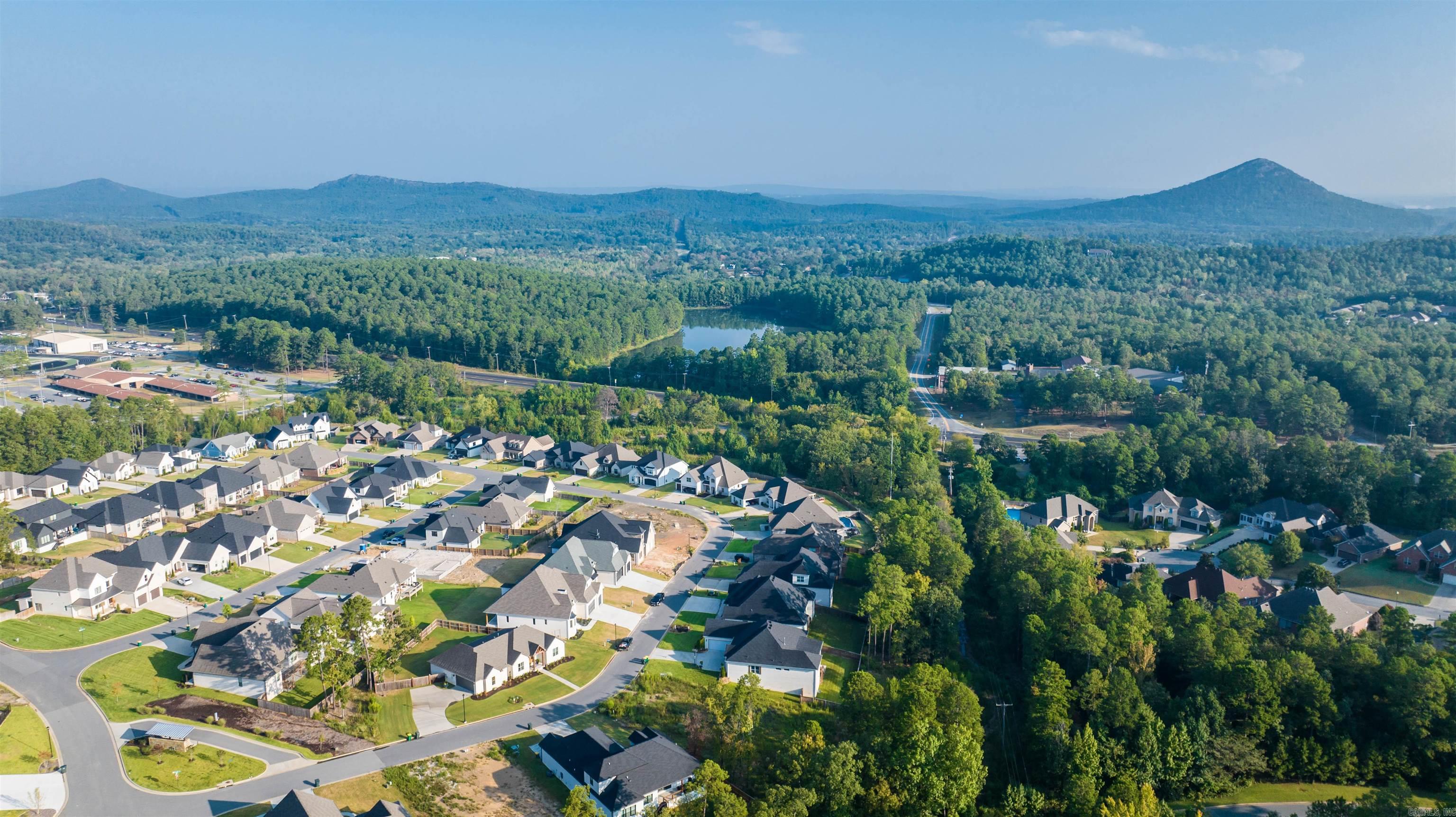 CHENAL VALLEY "CAUREL COURT" - Residential