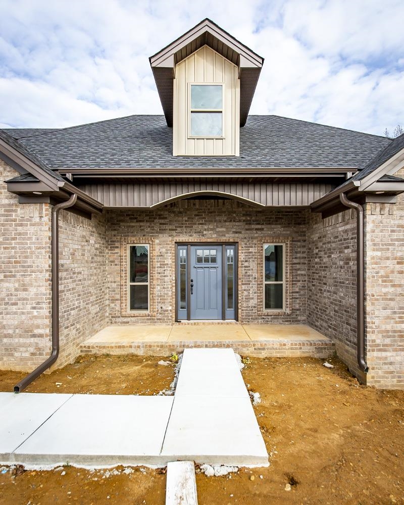 JAXON TERRACE - Residential