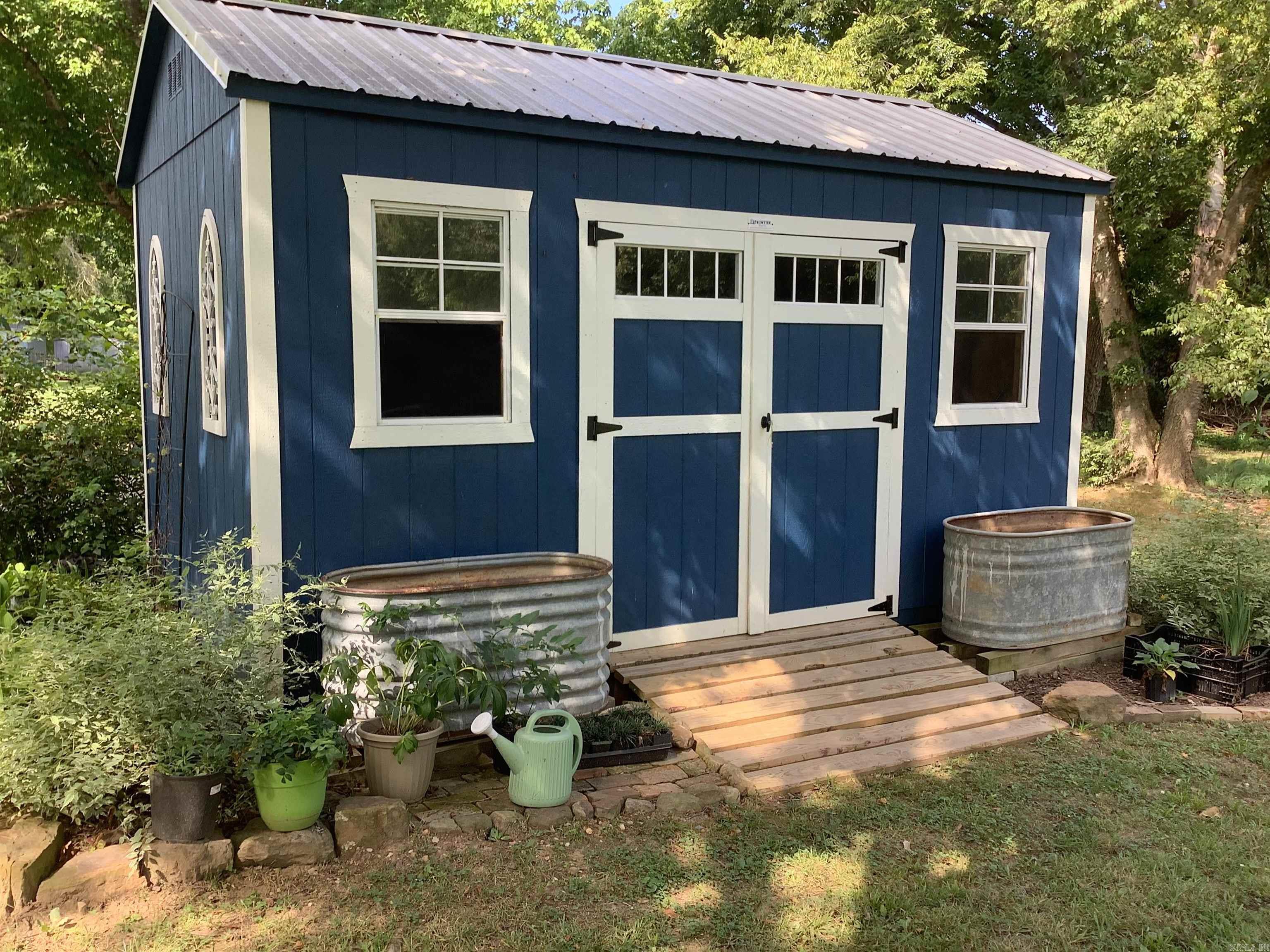 Leslie Original Town - Residential