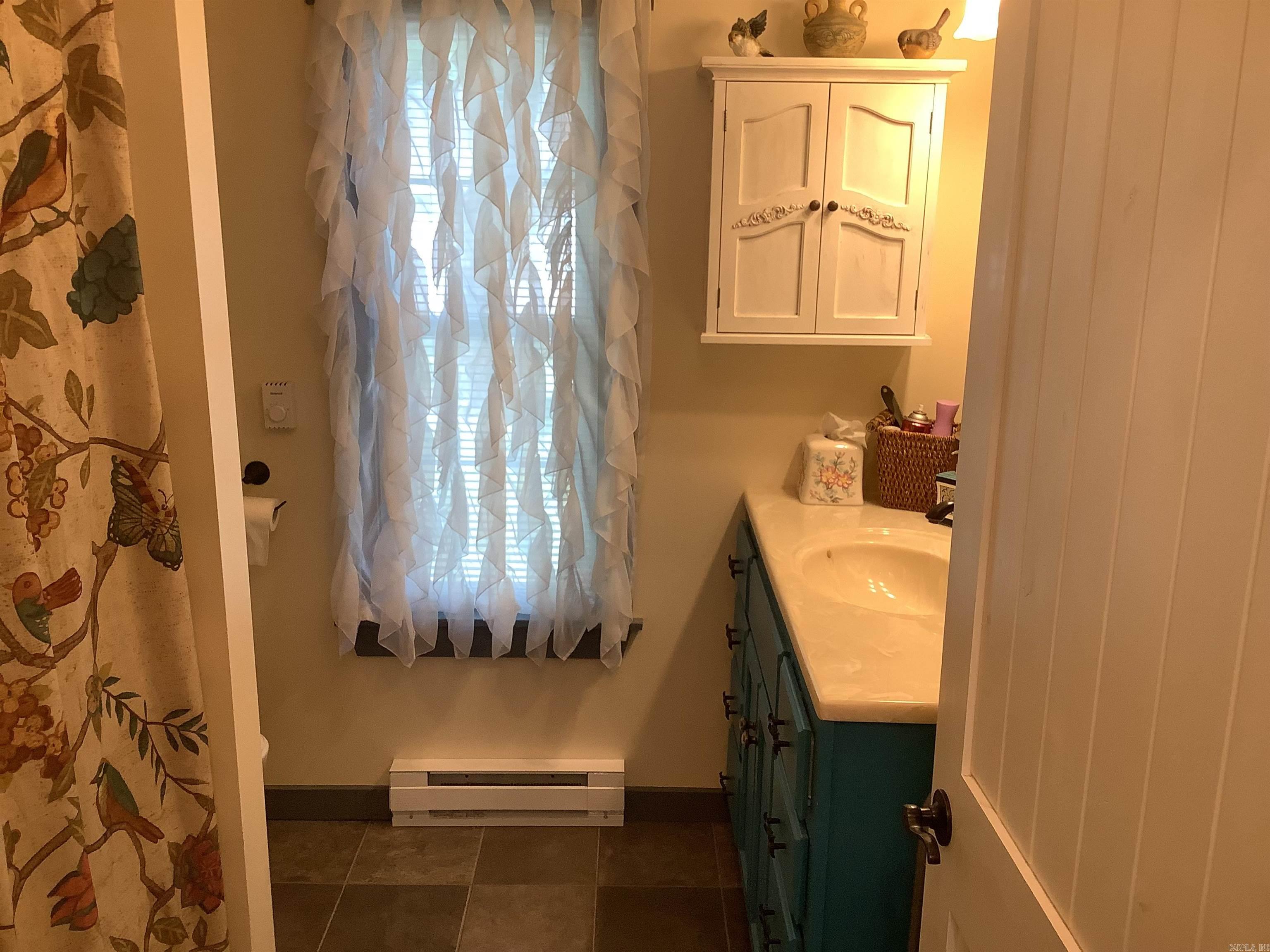 Leslie Original Town - Residential