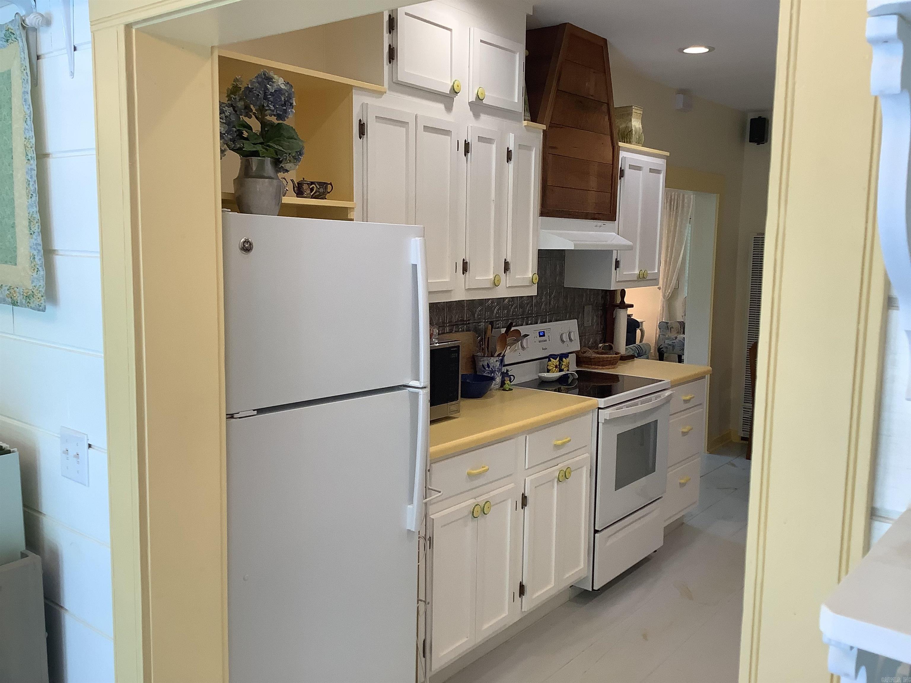 Leslie Original Town - Residential