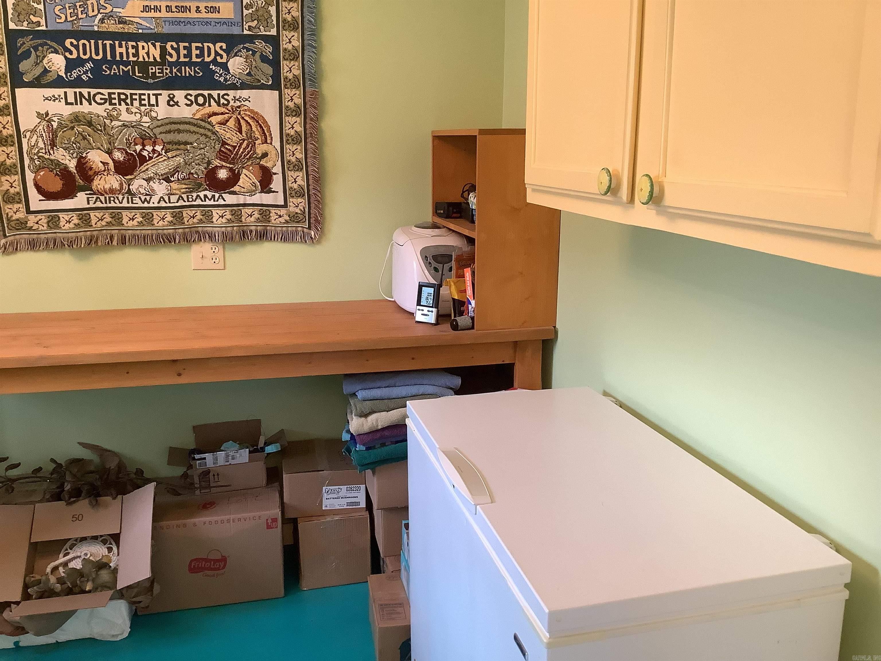 Leslie Original Town - Residential