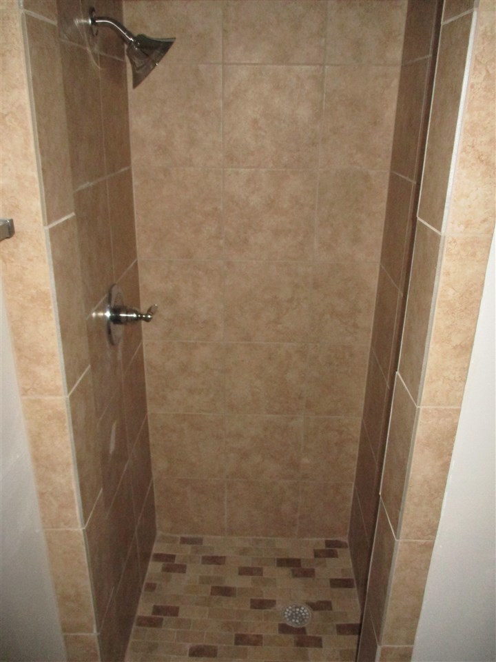 Hickman & Mcconnell - Residential Lease