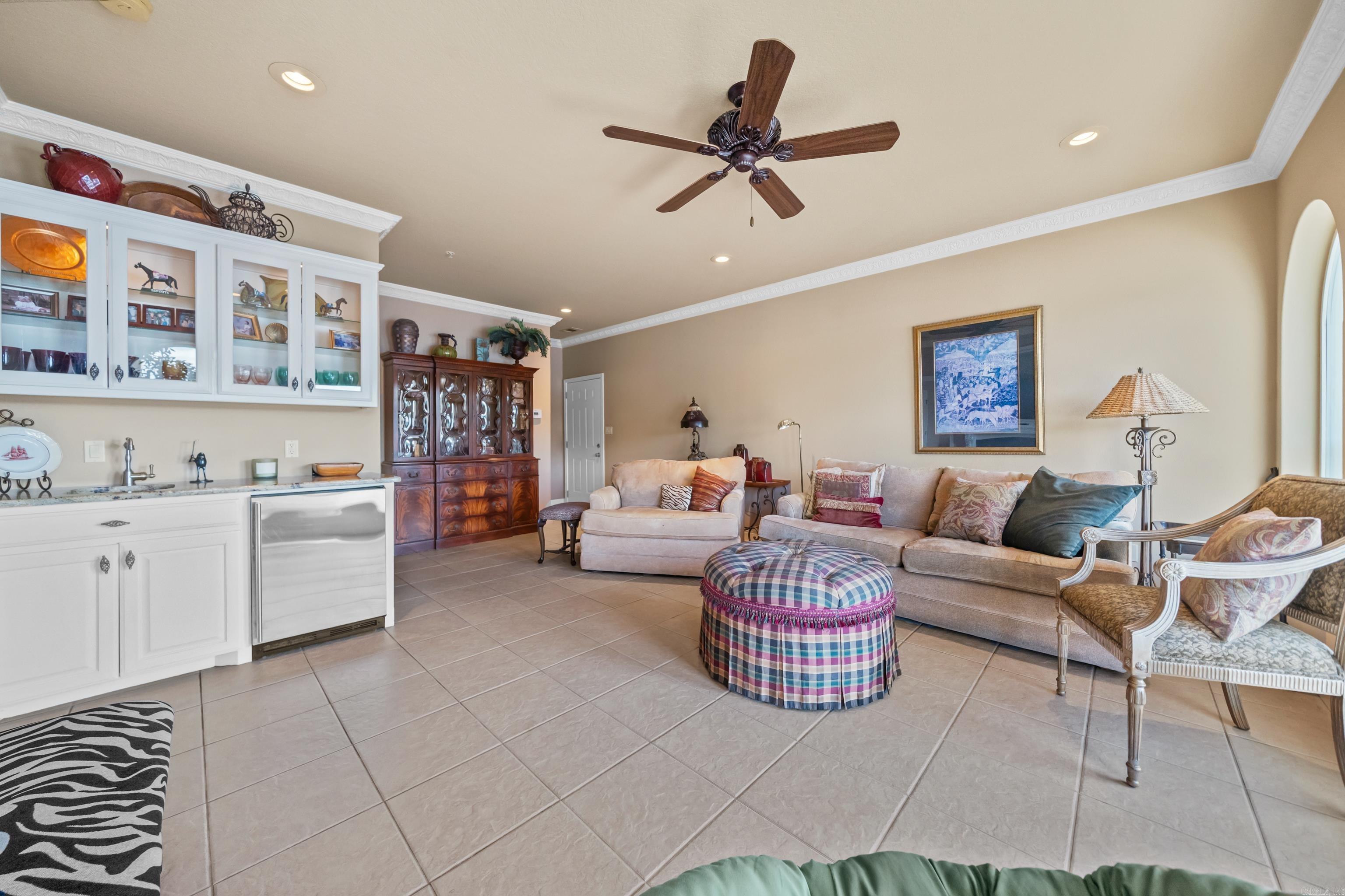 Paradise Bay Condos - Residential