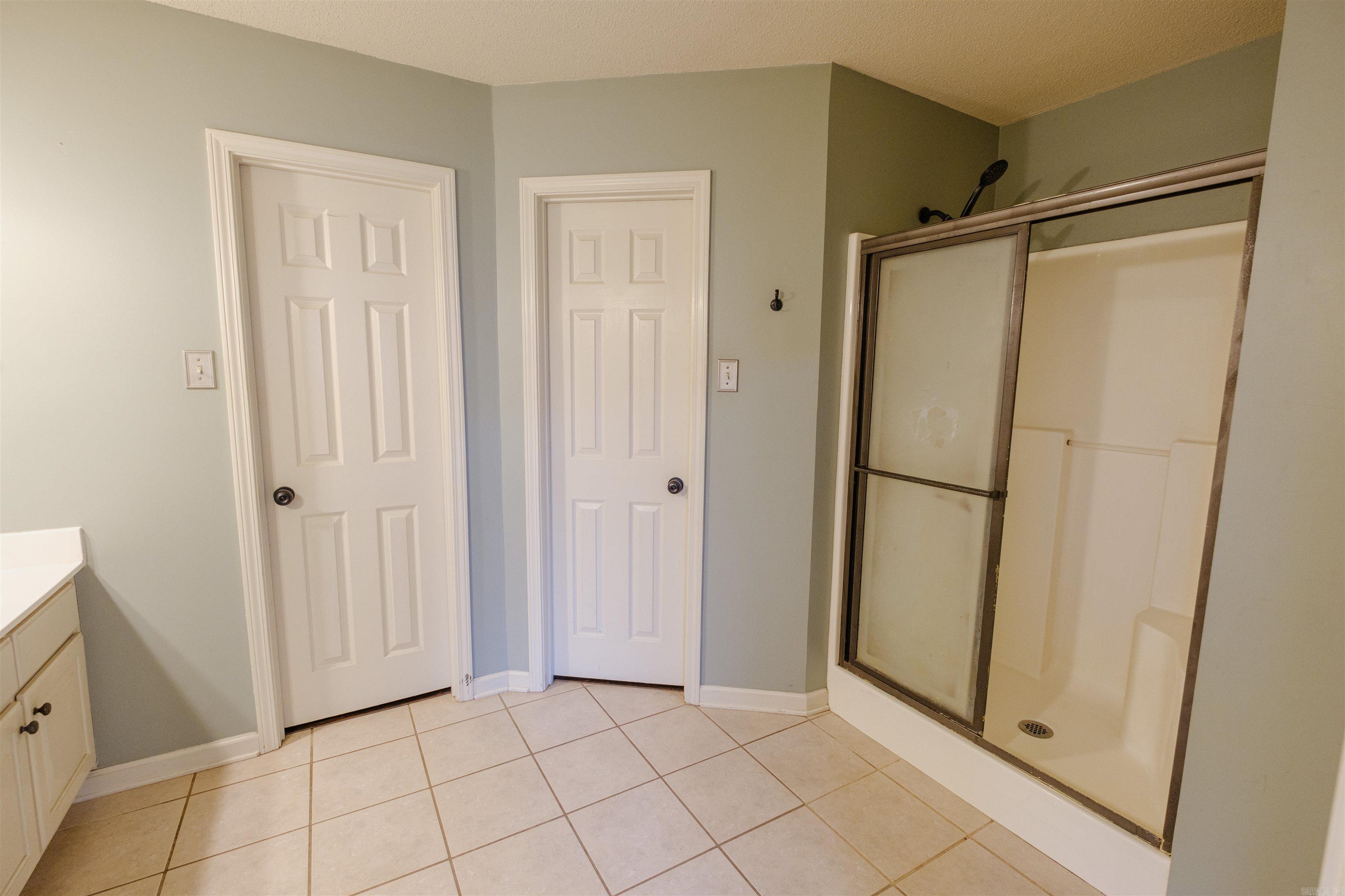 WINDSOR VALLEY ADDN - Residential