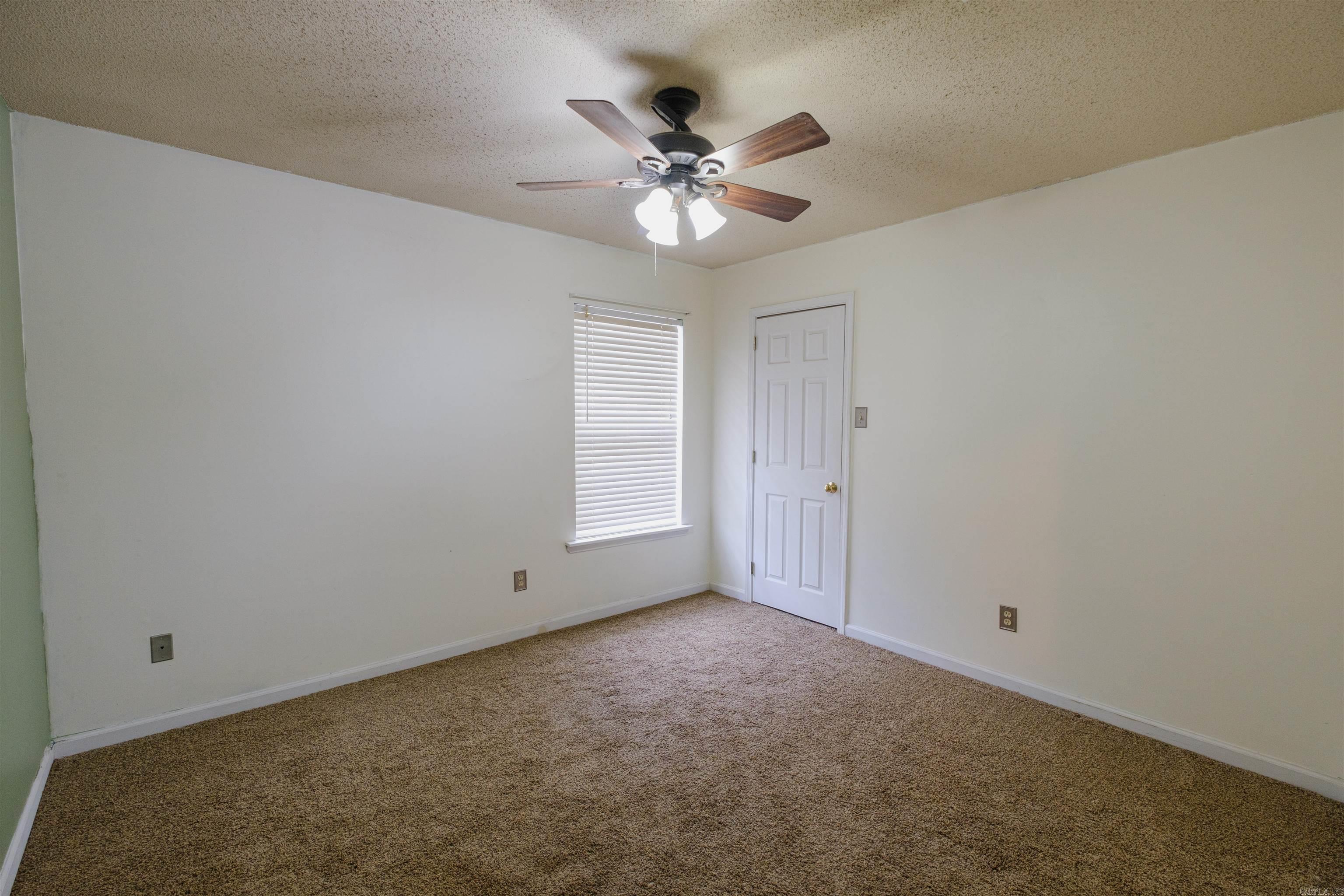 WINDSOR VALLEY ADDN - Residential