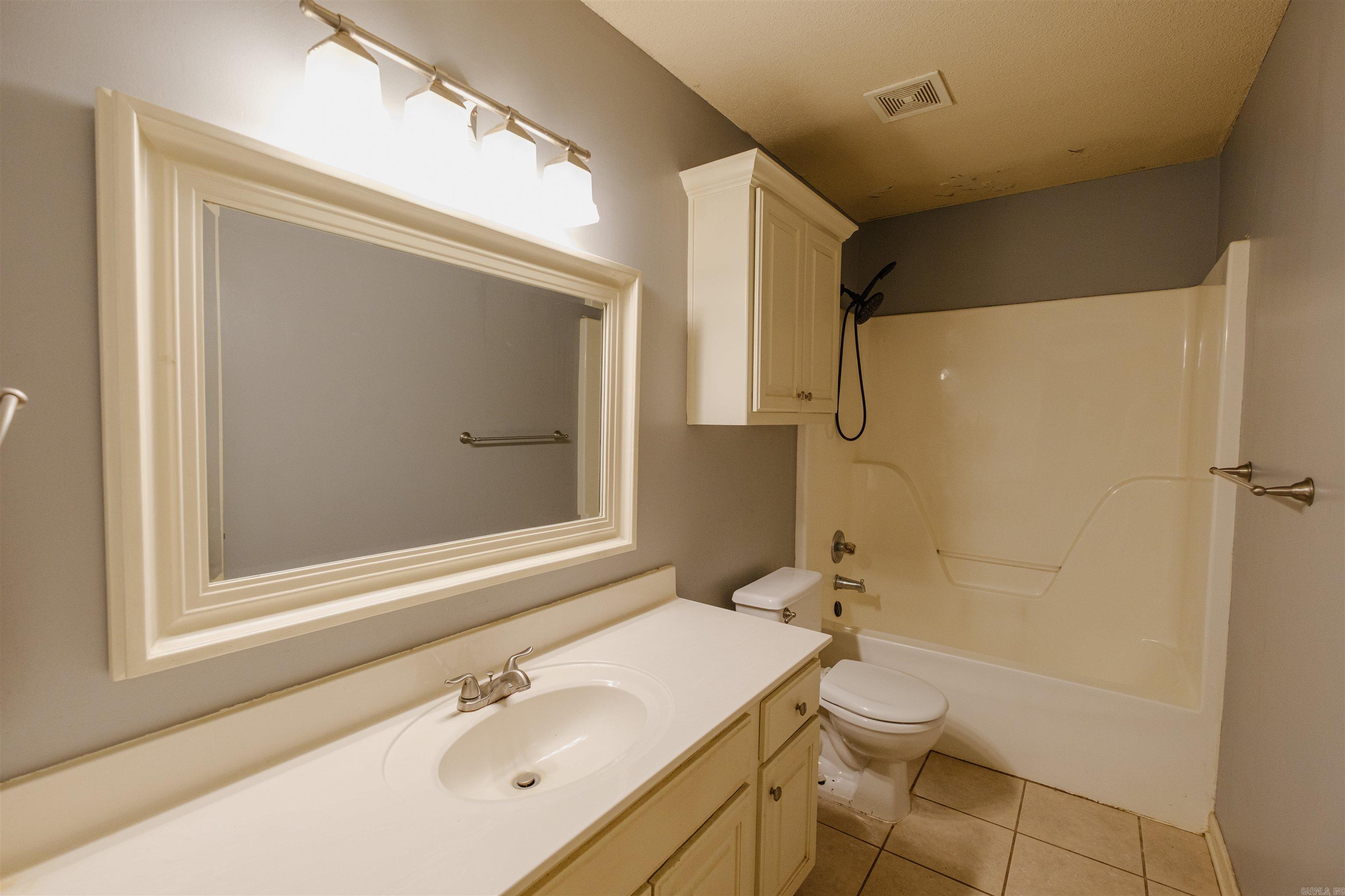 WINDSOR VALLEY ADDN - Residential