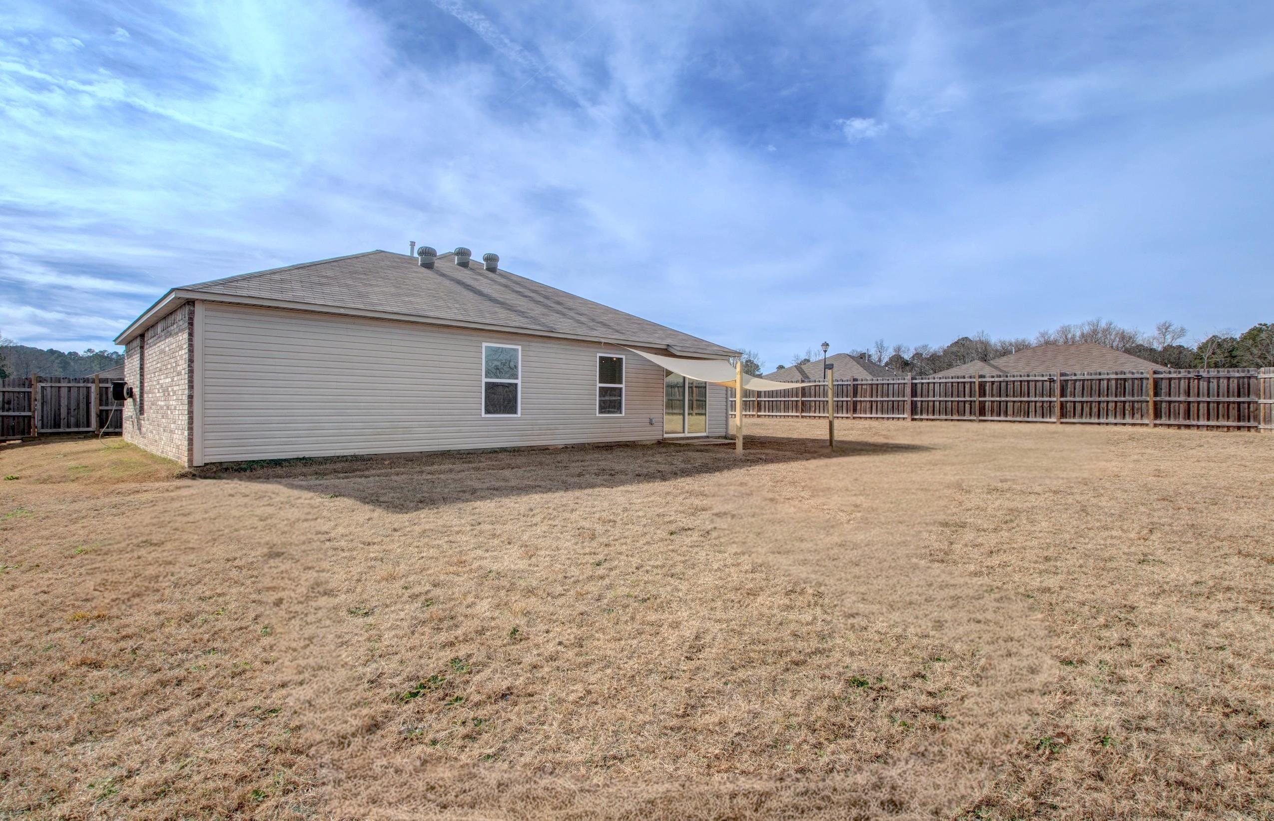 MEADOWS EDGE - Residential