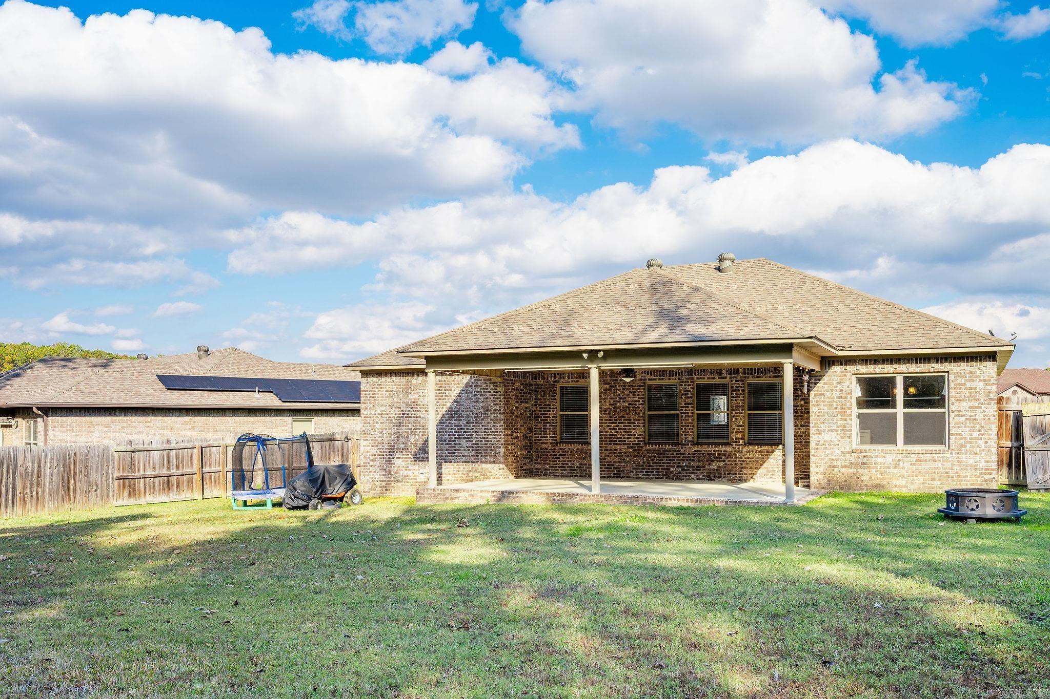 HUNTINGTON PLACE - Residential