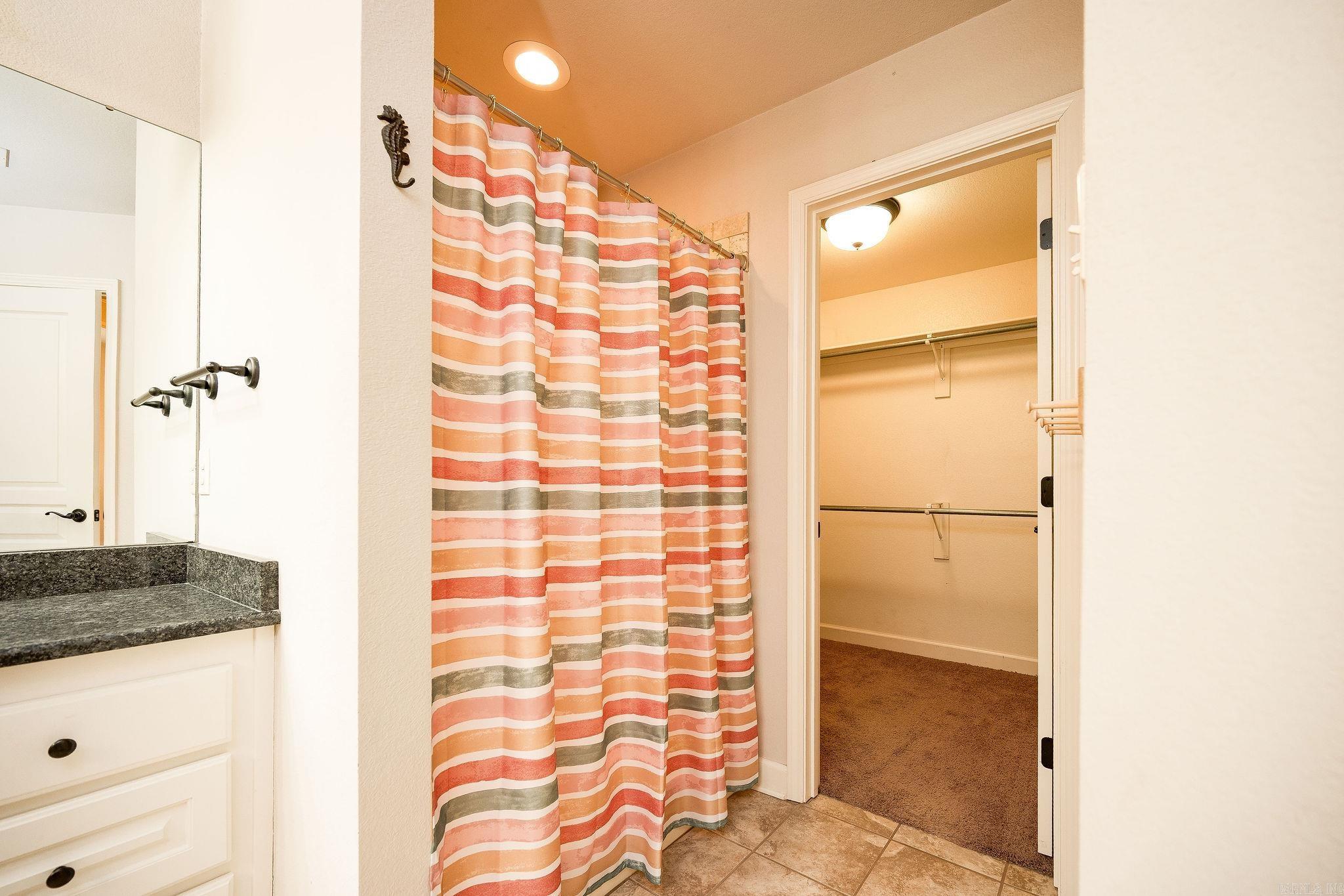 HUNTINGTON PLACE - Residential