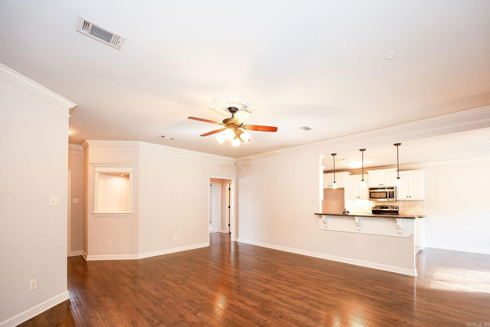 HUNTINGTON PLACE - Residential