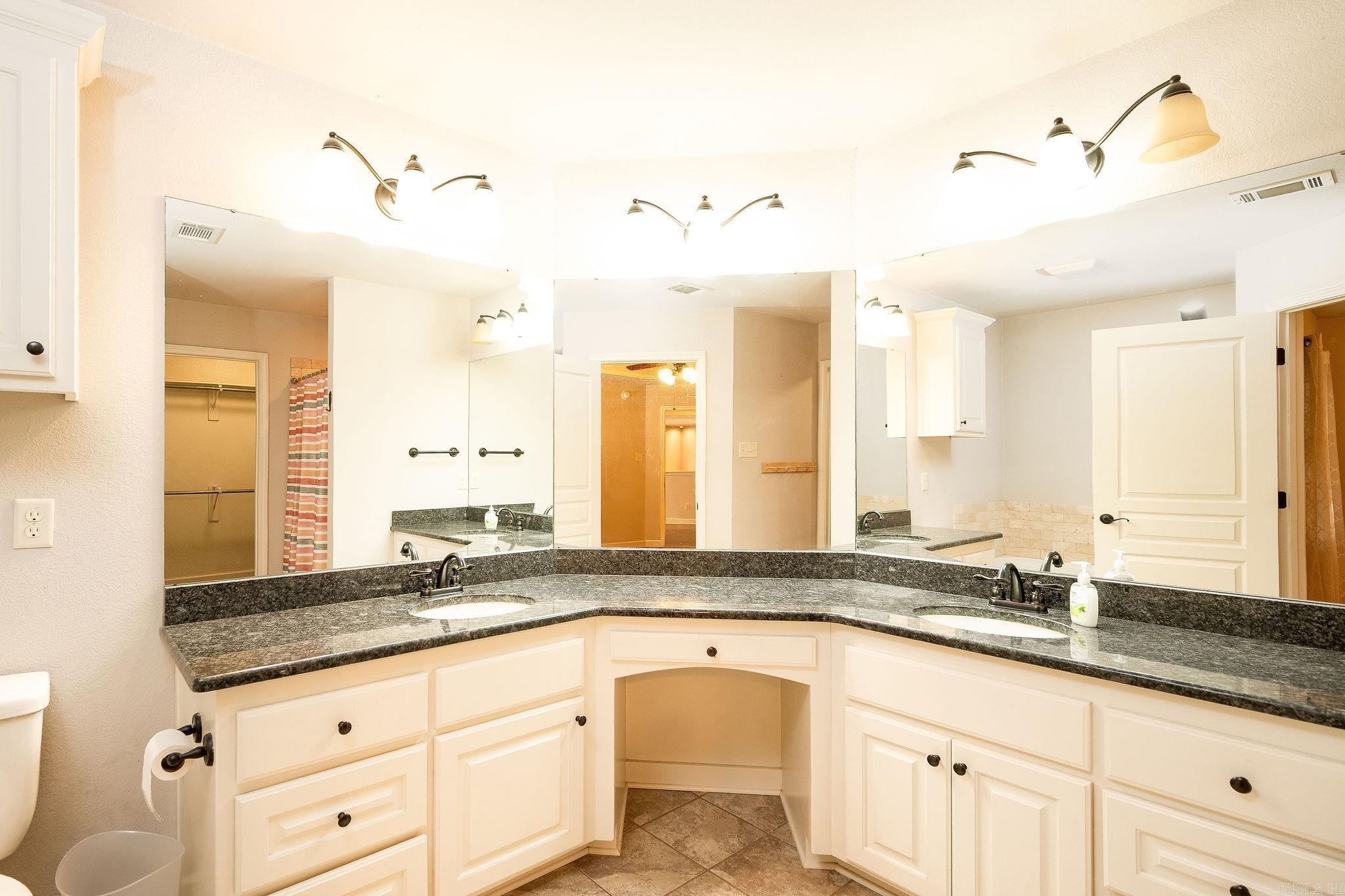 HUNTINGTON PLACE - Residential