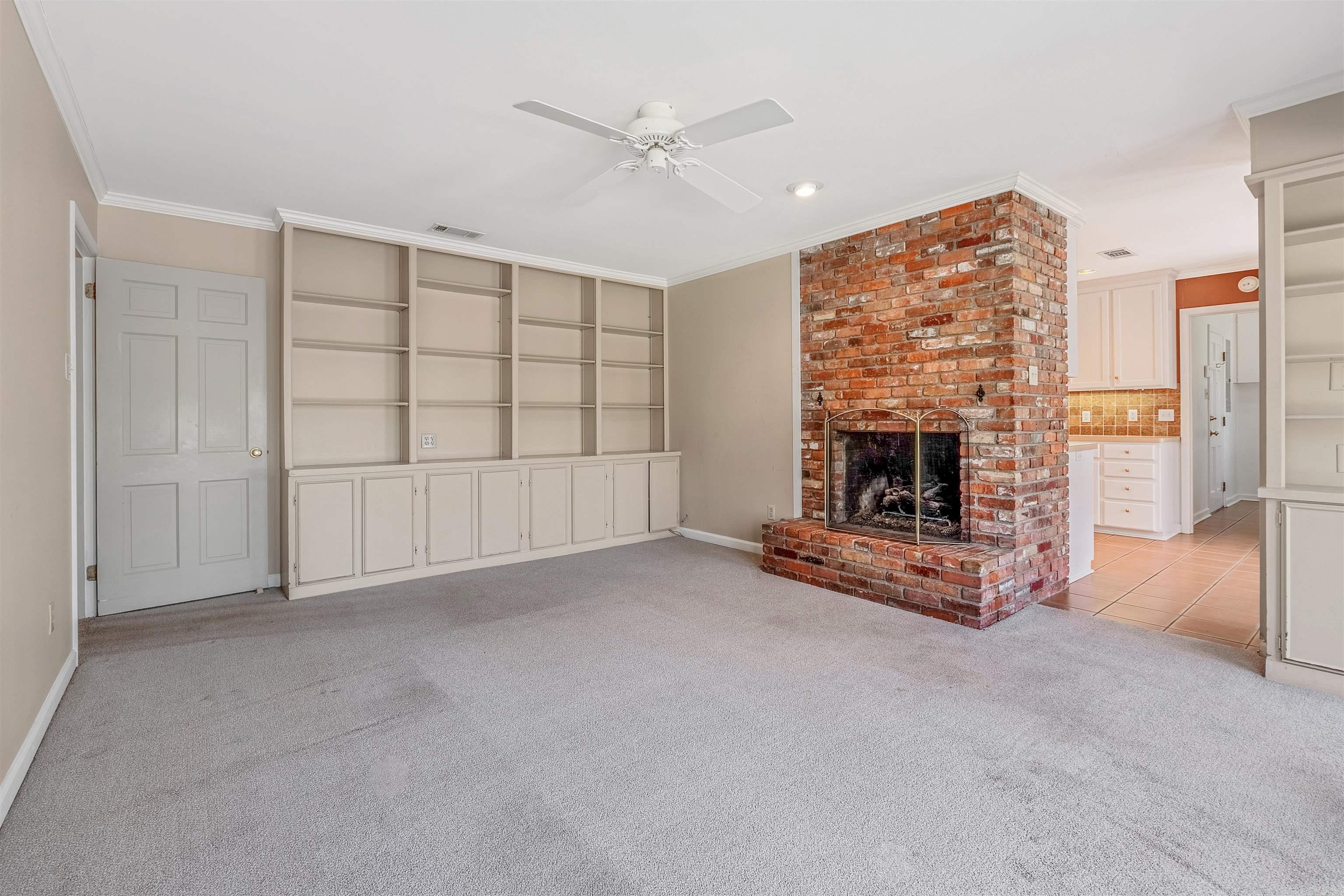 Leawood Heights - Residential