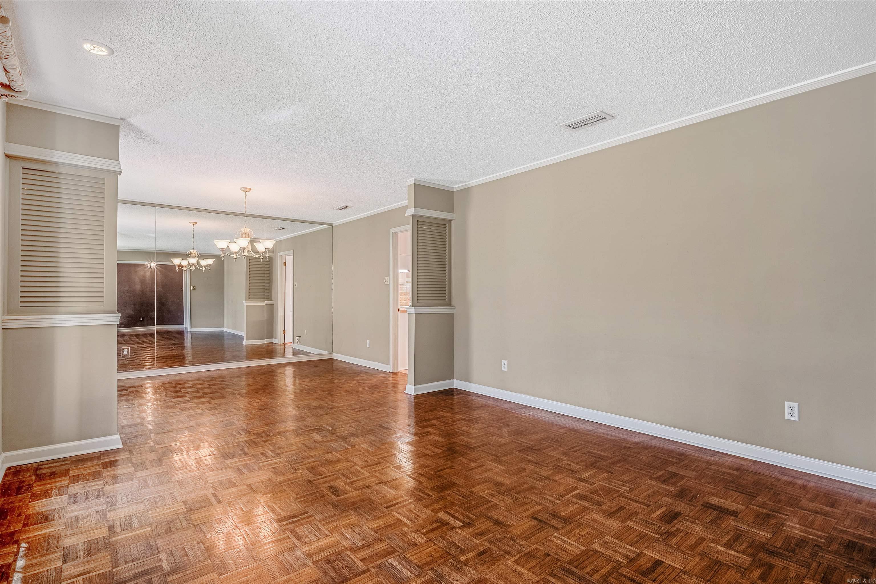 Leawood Heights - Residential