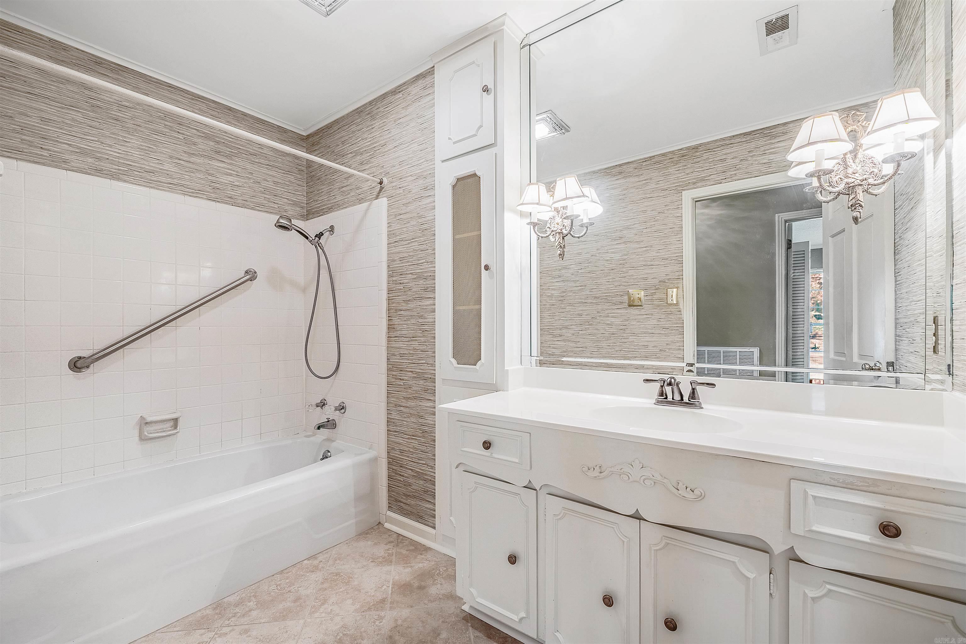 Leawood Heights - Residential