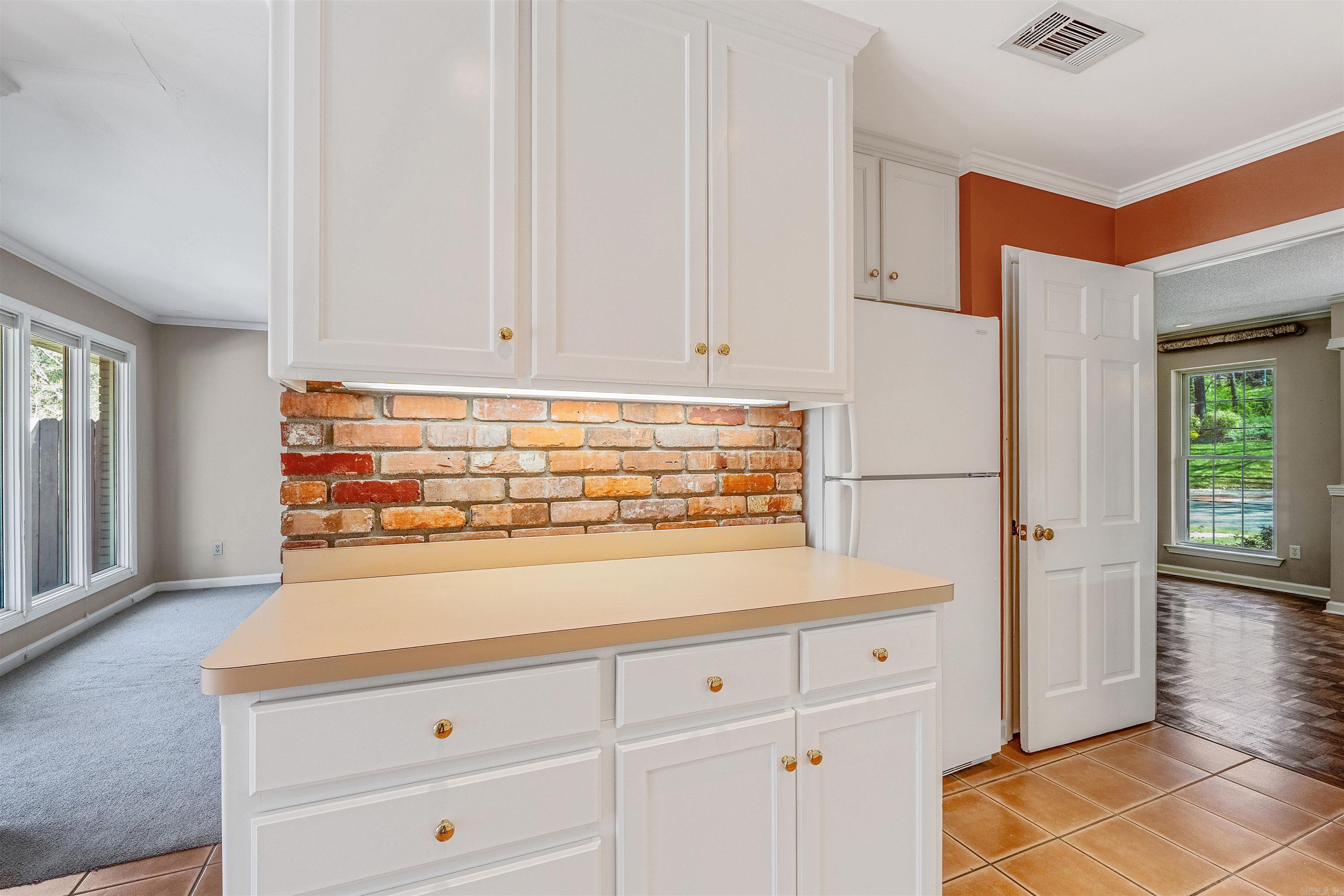 Leawood Heights - Residential