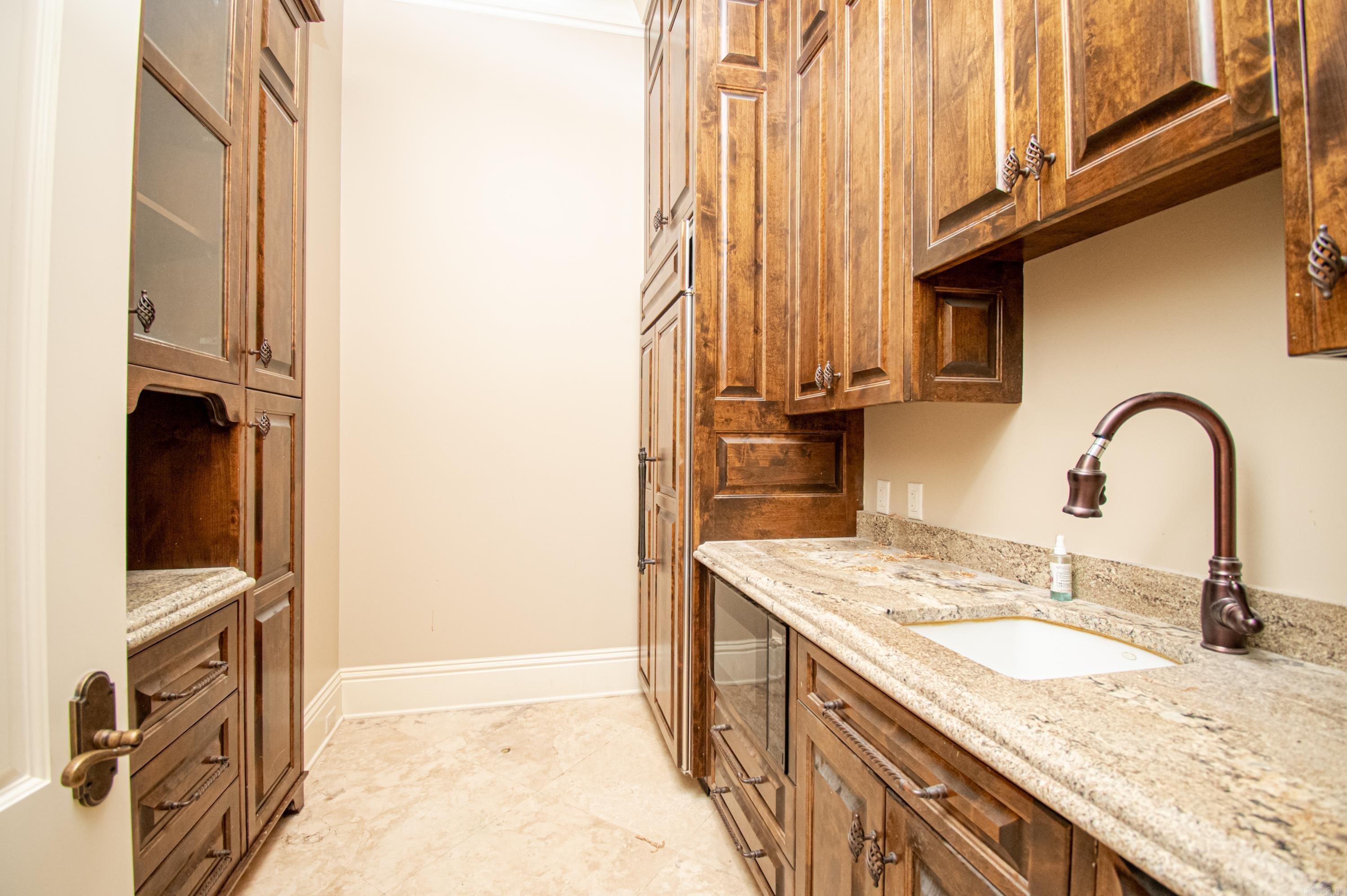 Mike Berg Lake - Residential