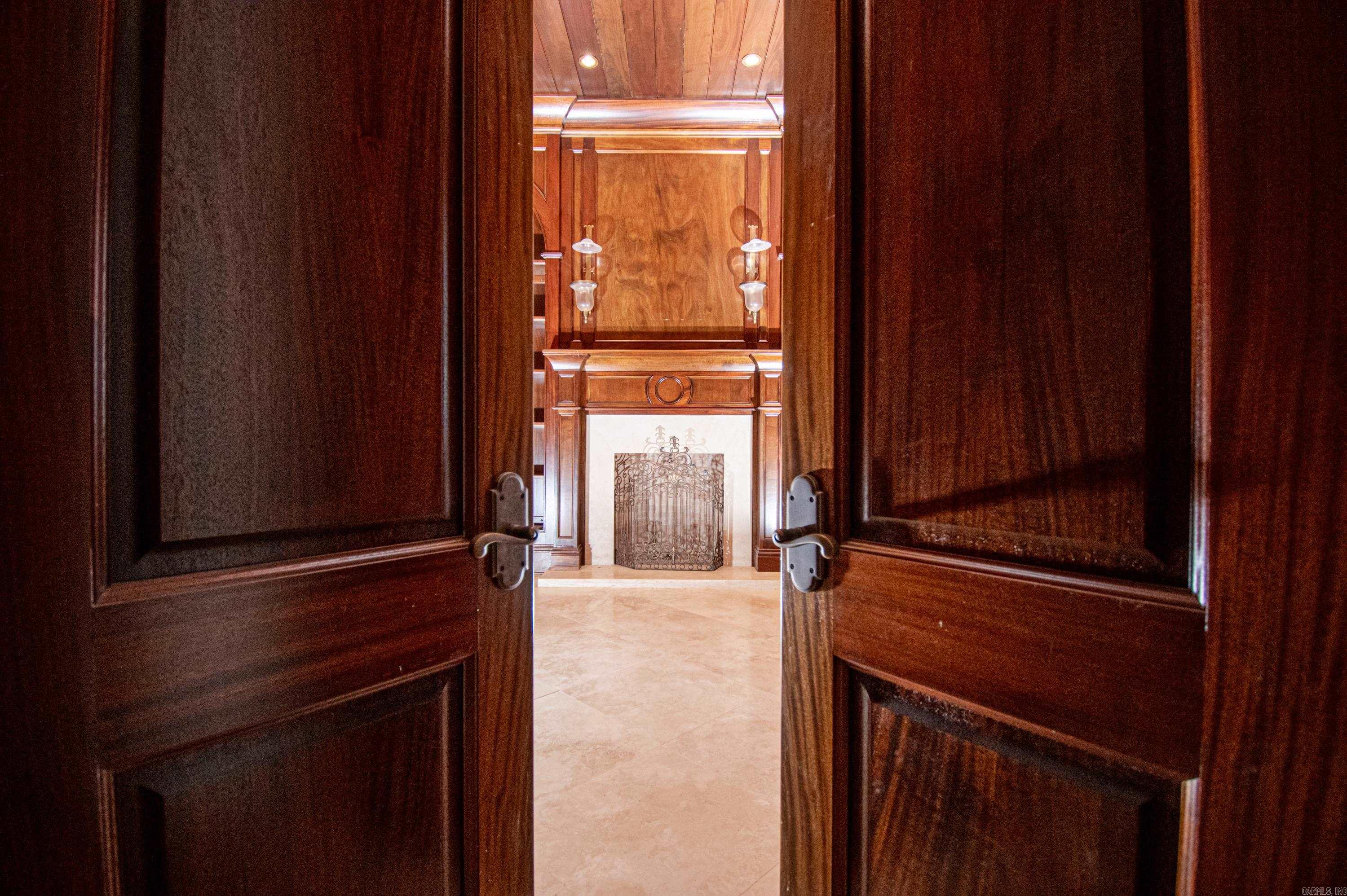 Mike Berg Lake - Residential