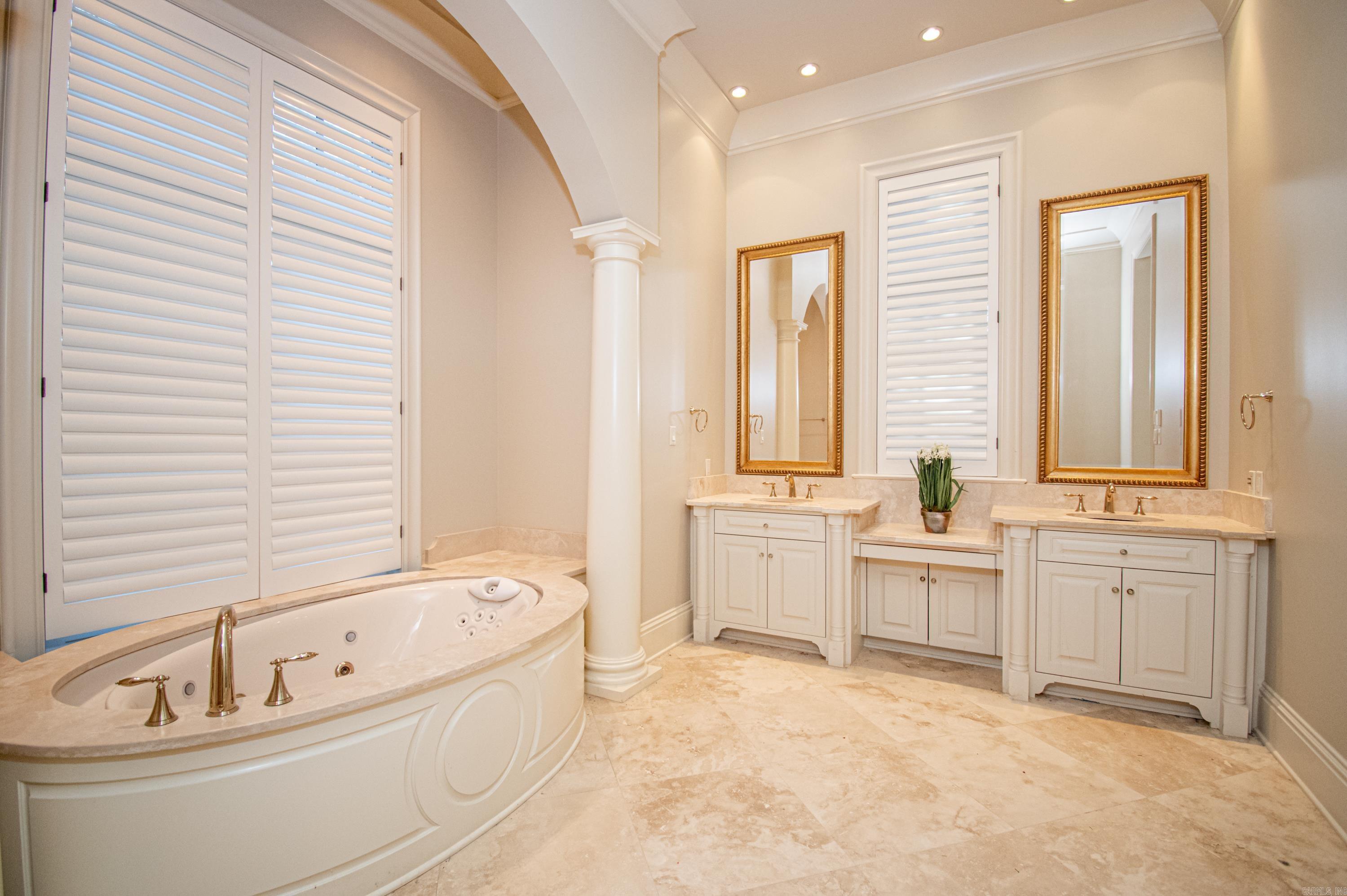 Mike Berg Lake - Residential