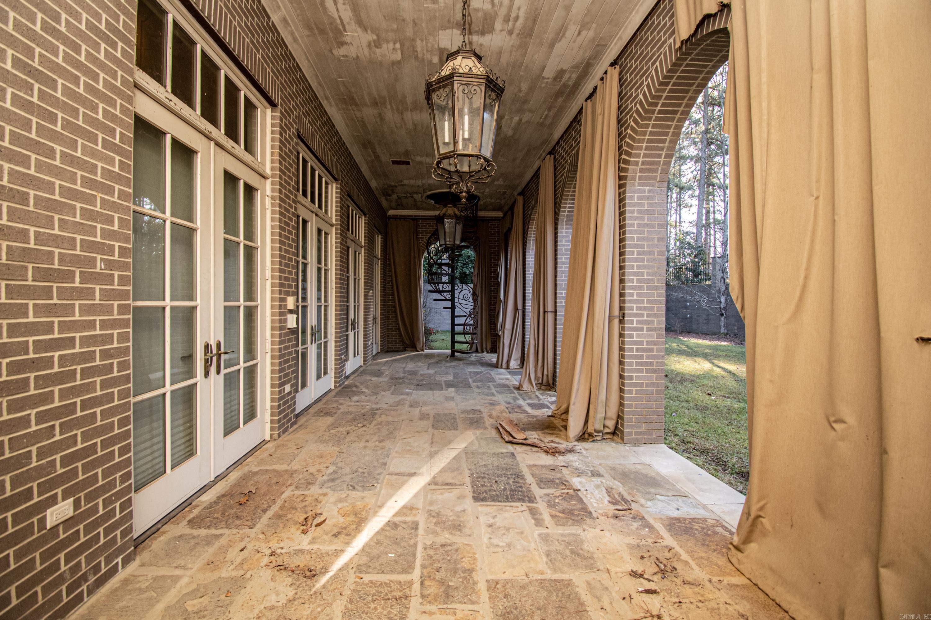 Mike Berg Lake - Residential