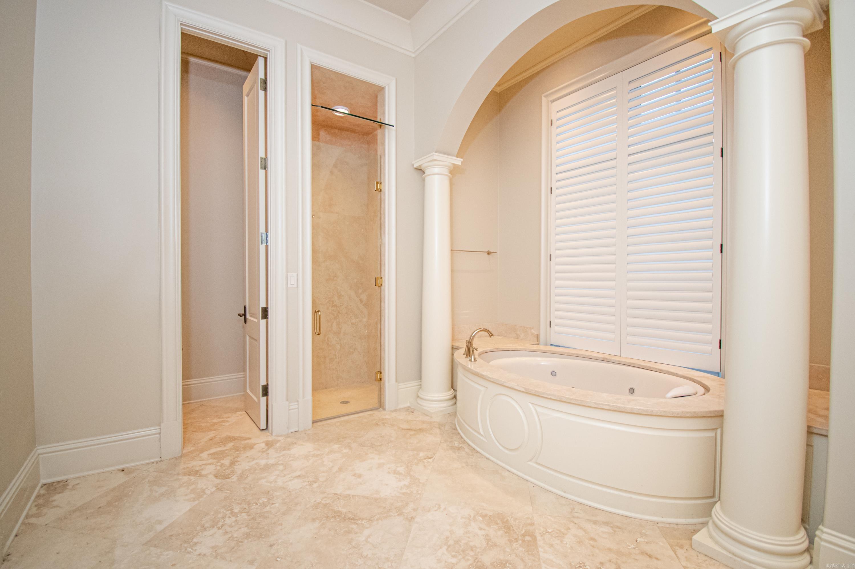 Mike Berg Lake - Residential