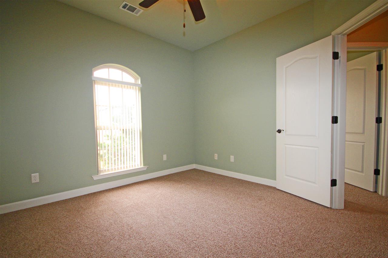 MILLERS CROSSING - Residential